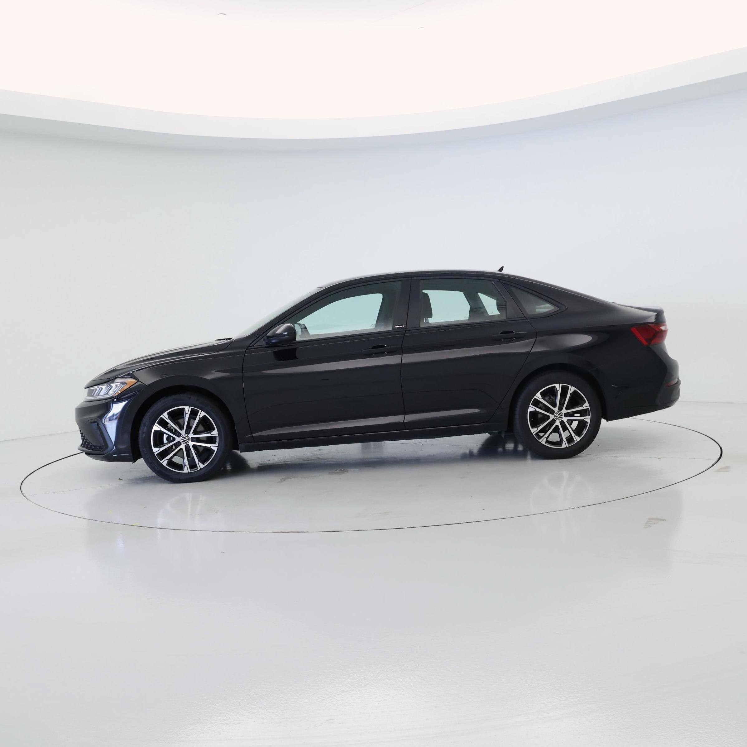 Thumbnail: 2025 Volkswagen Jetta - 3