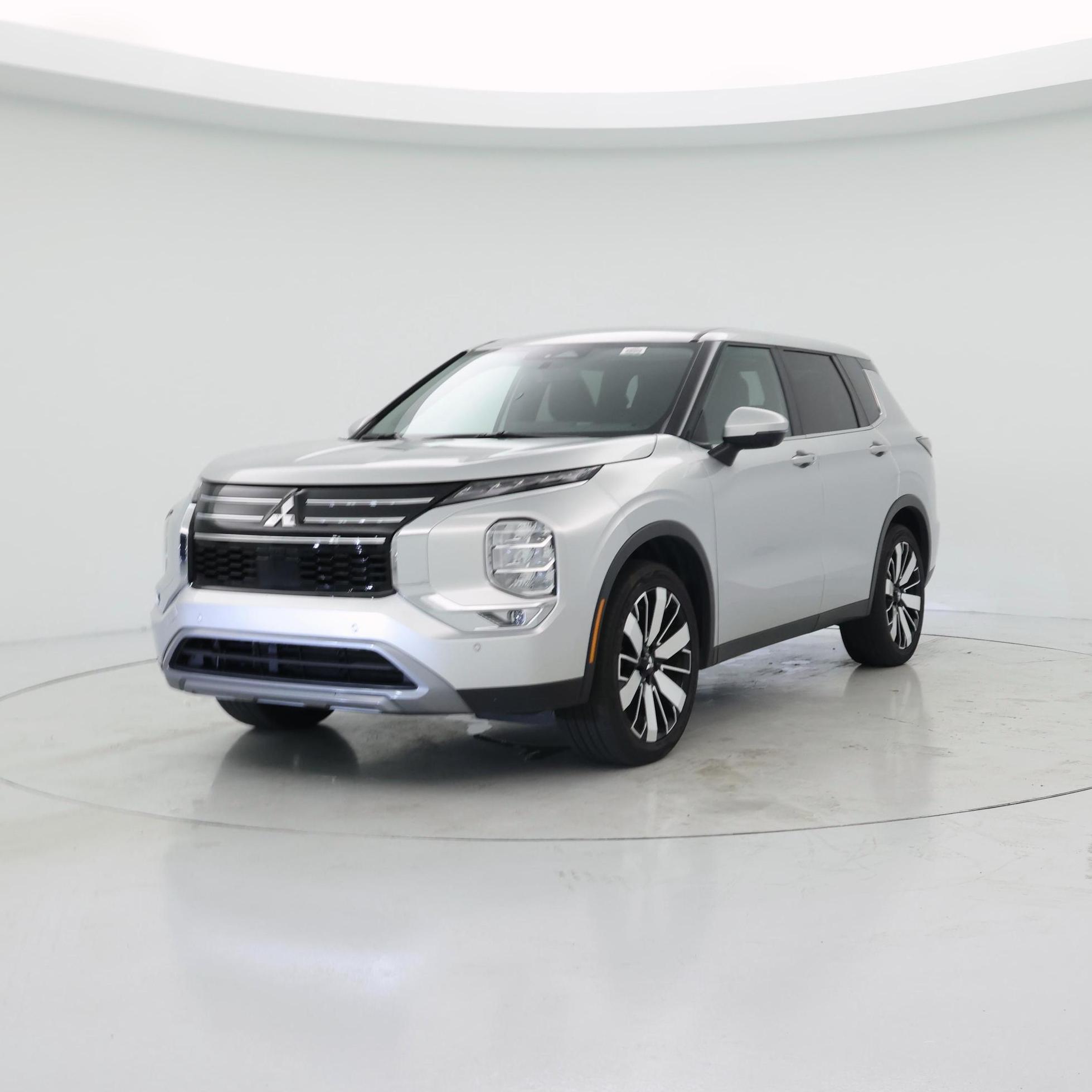 Thumbnail: 2025 Mitsubishi Outlander - 4