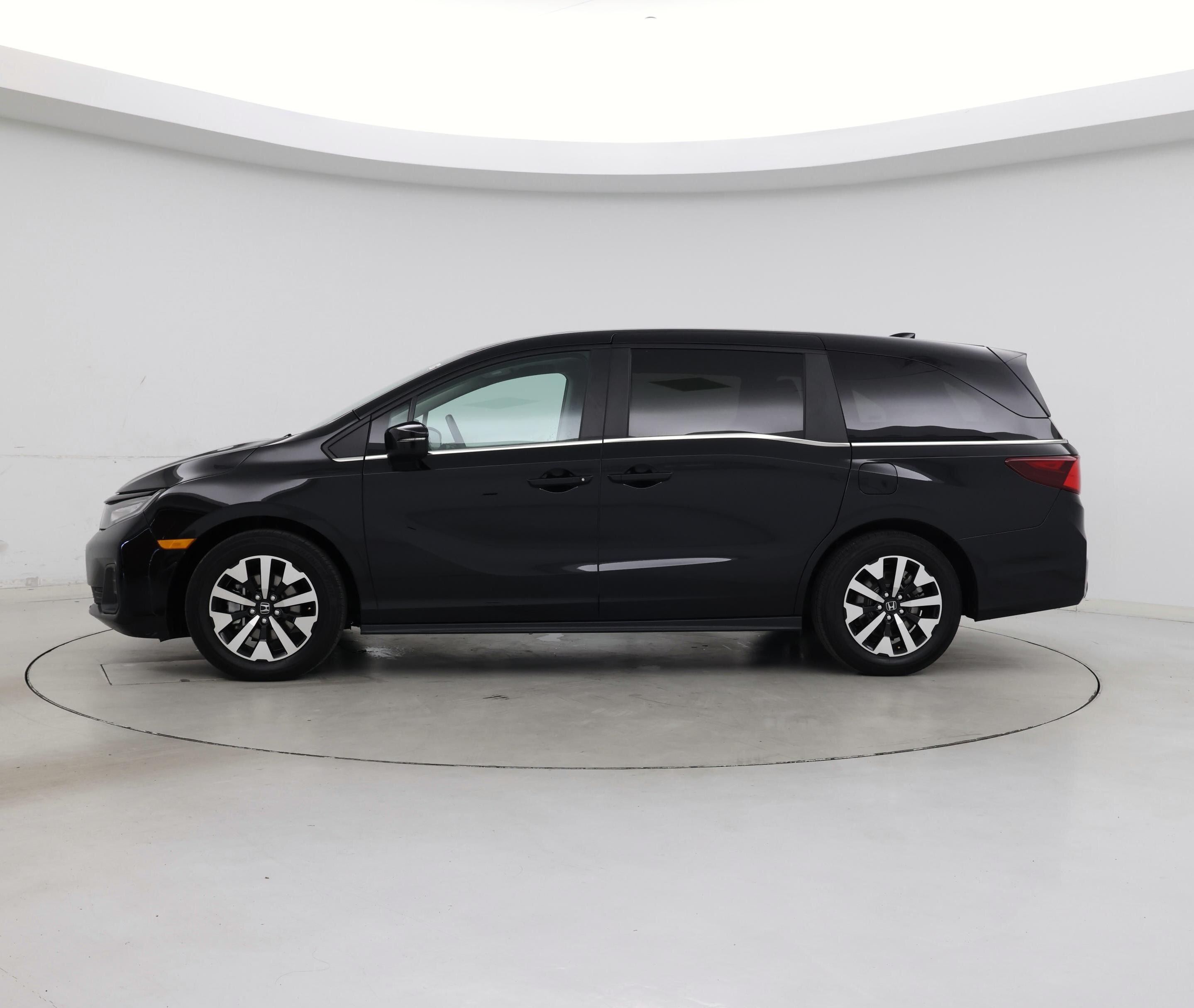 Thumbnail: 2025 Honda Odyssey - 3