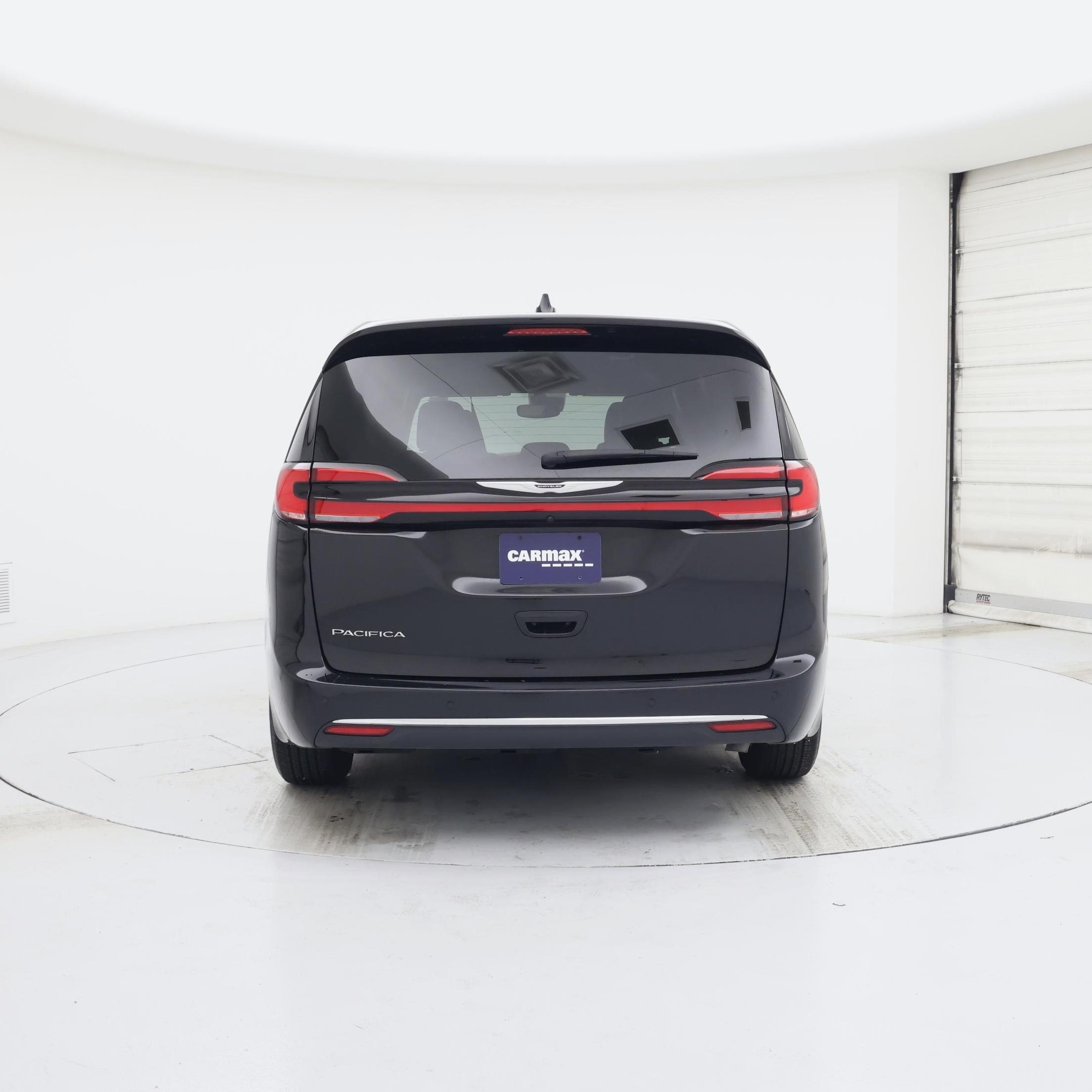 Thumbnail: 2025 Chrysler Pacifica - 6