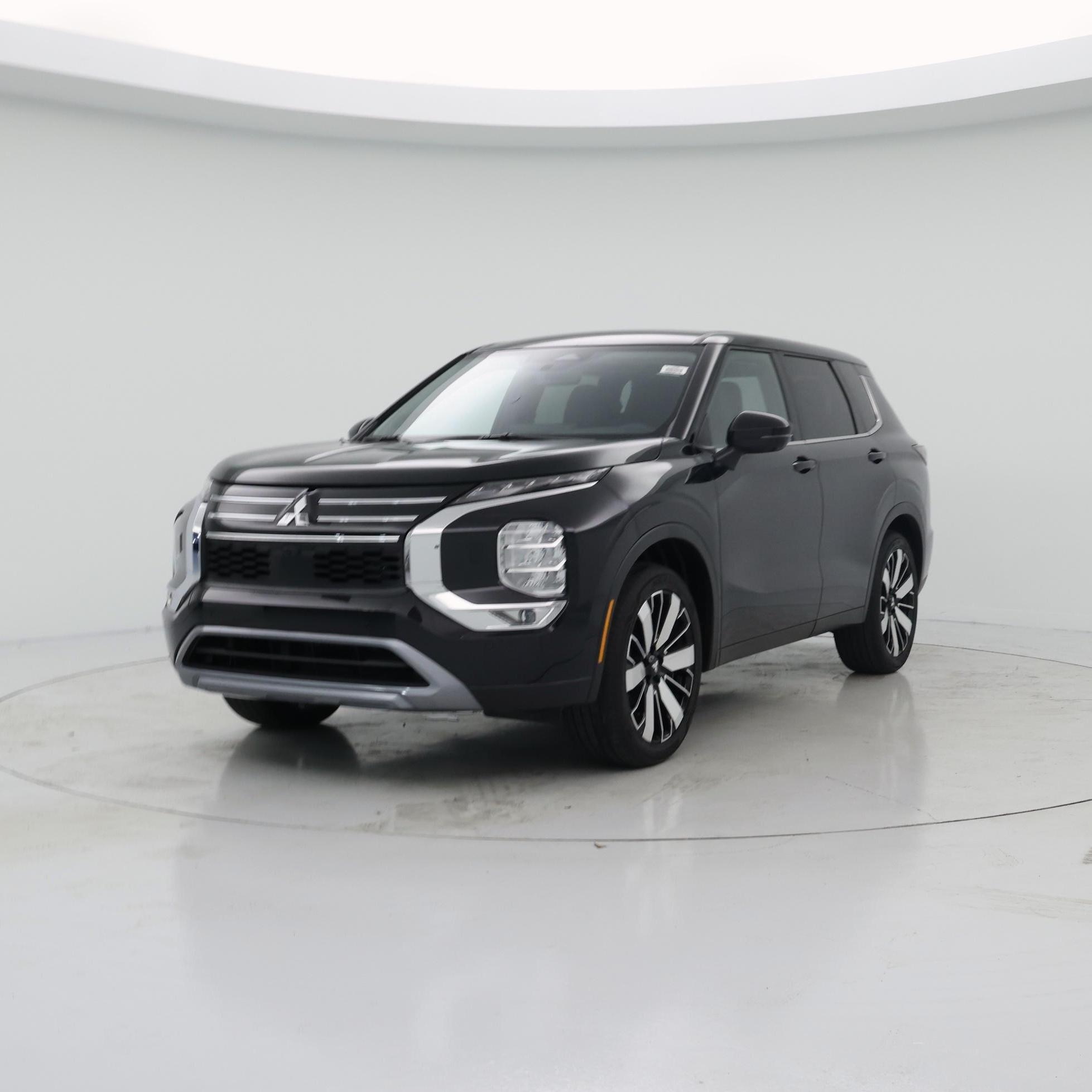Thumbnail: 2025 Mitsubishi Outlander - 4