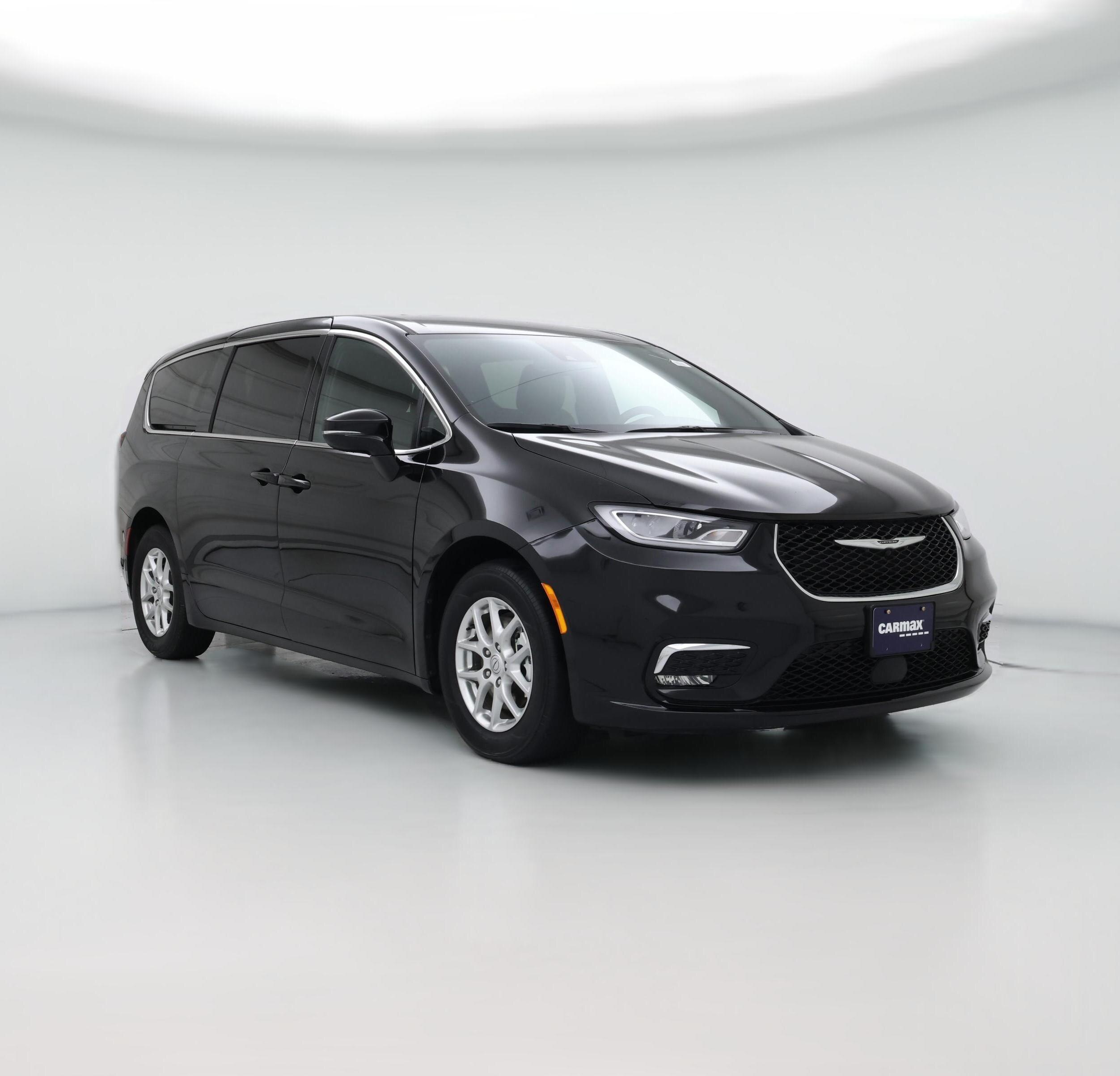 Thumbnail: 2025 Chrysler Pacifica - 1