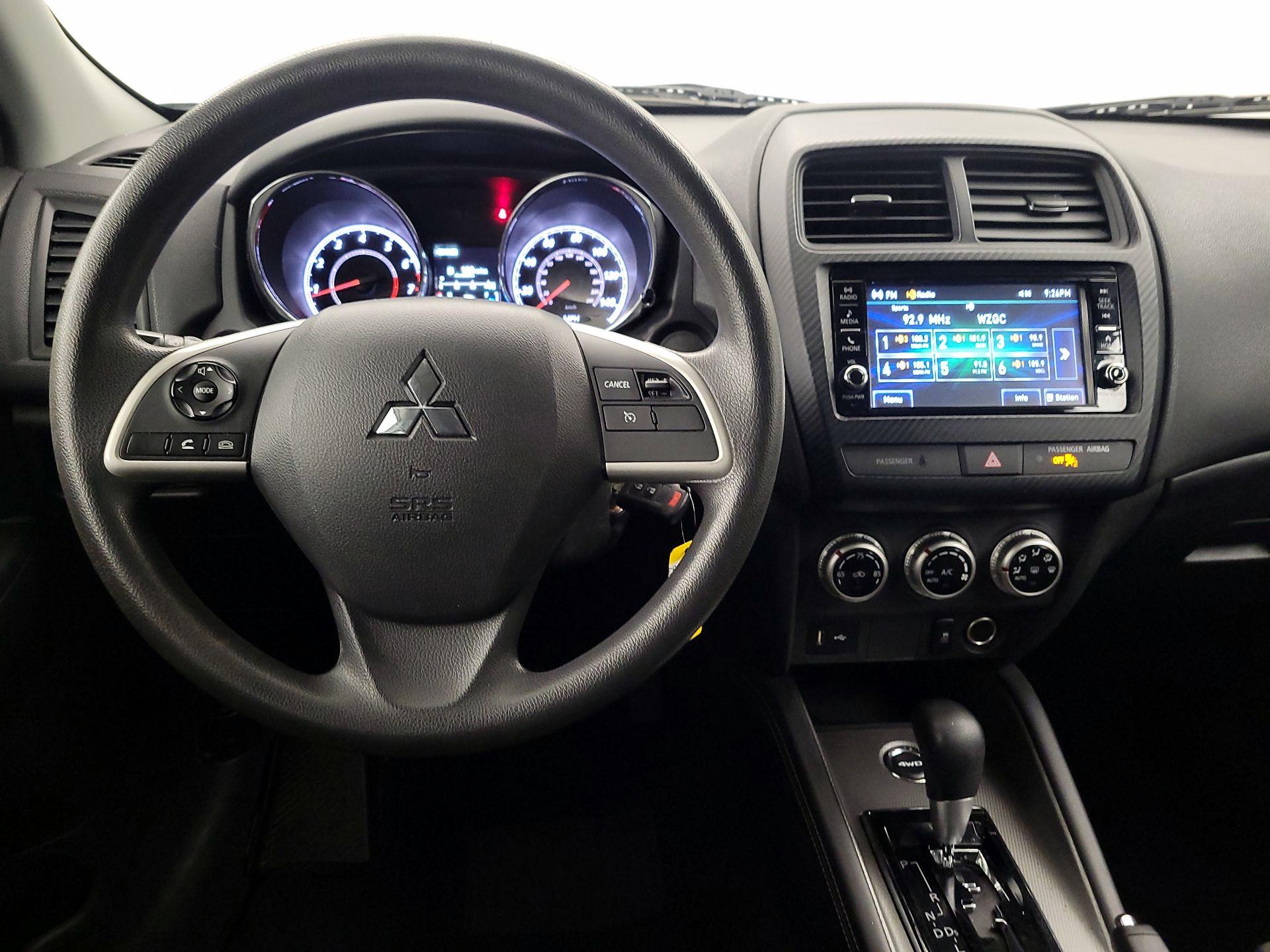Thumbnail: 2023 Mitsubishi Outlander Sport - 10