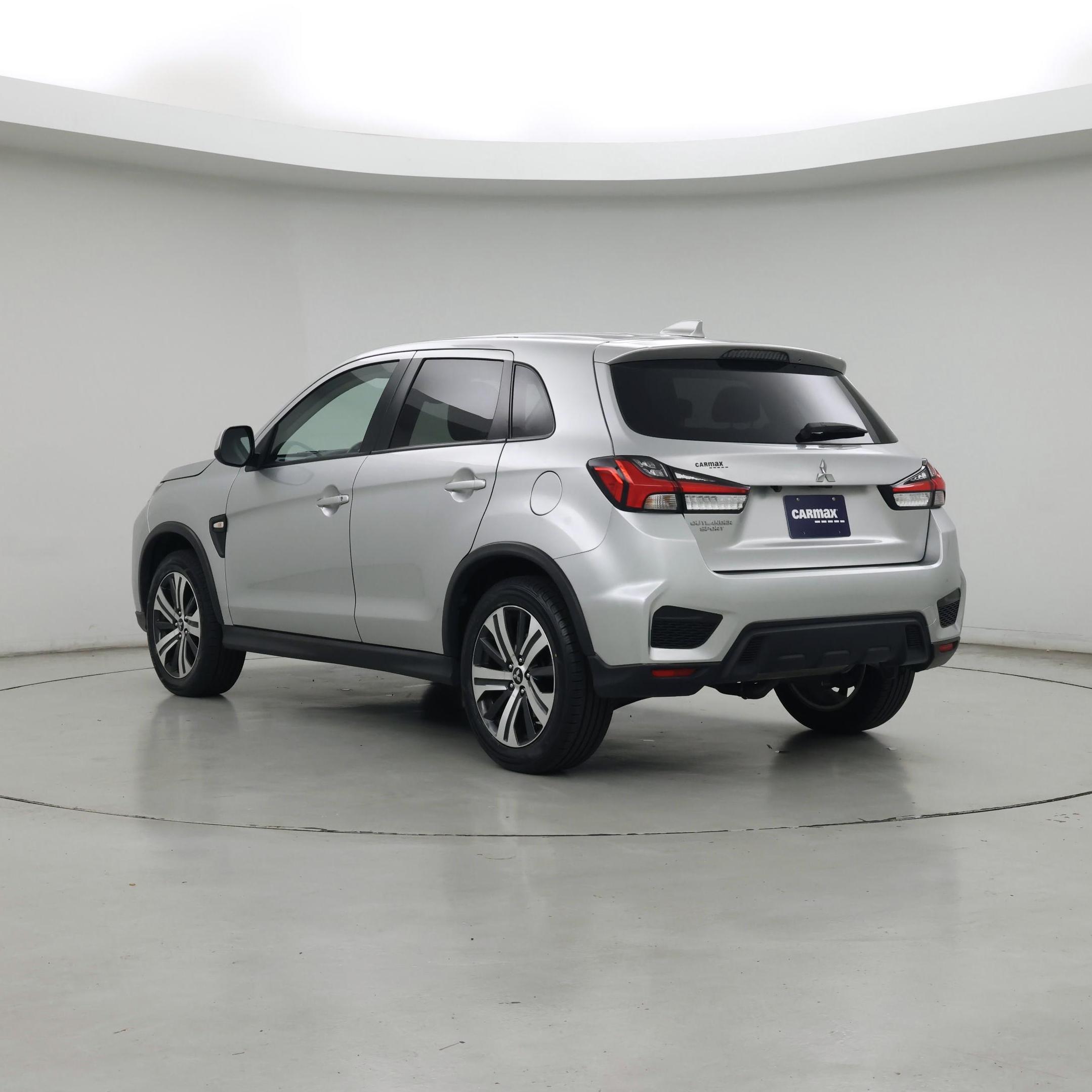 Thumbnail: 2023 Mitsubishi Outlander Sport - 2