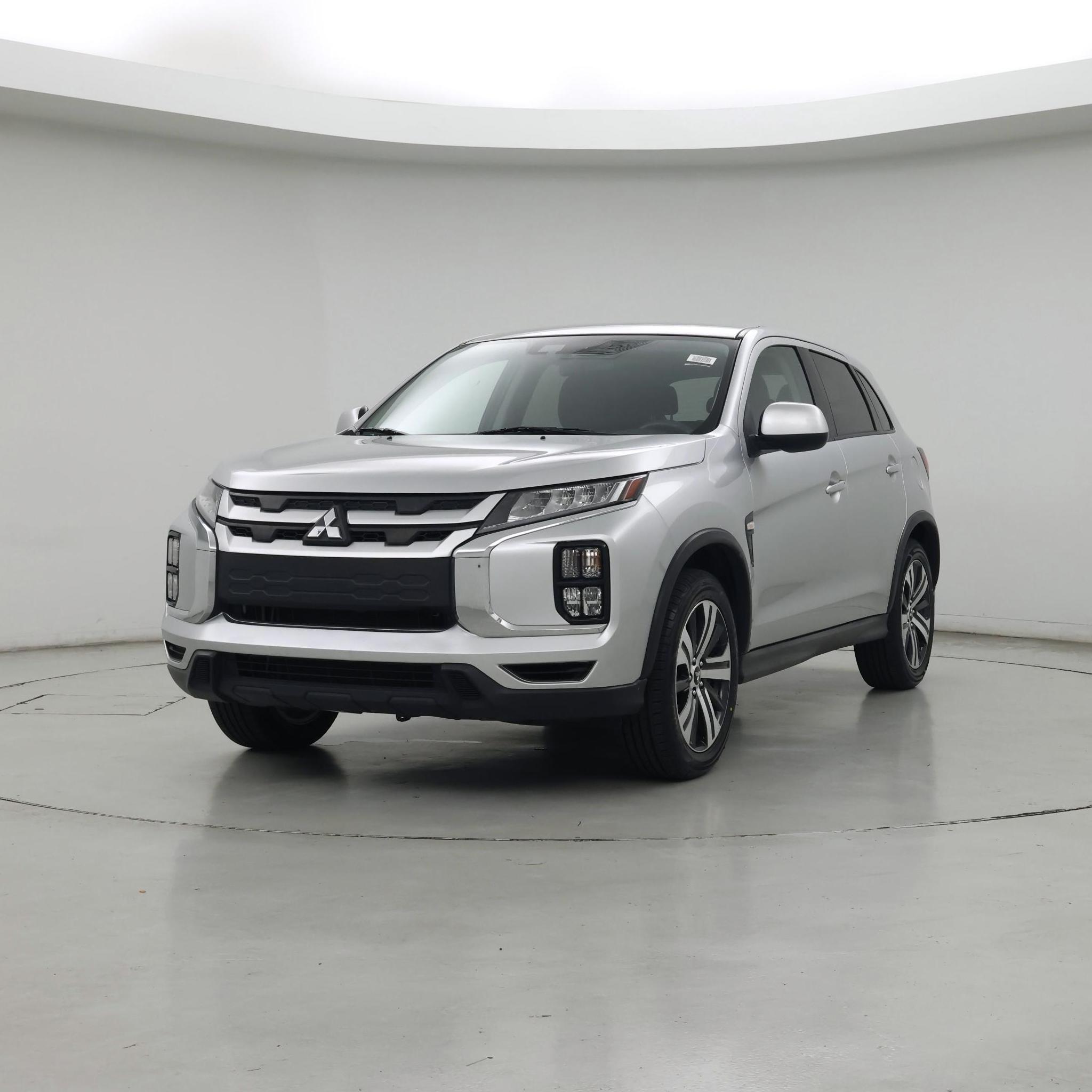 Thumbnail: 2023 Mitsubishi Outlander Sport - 4