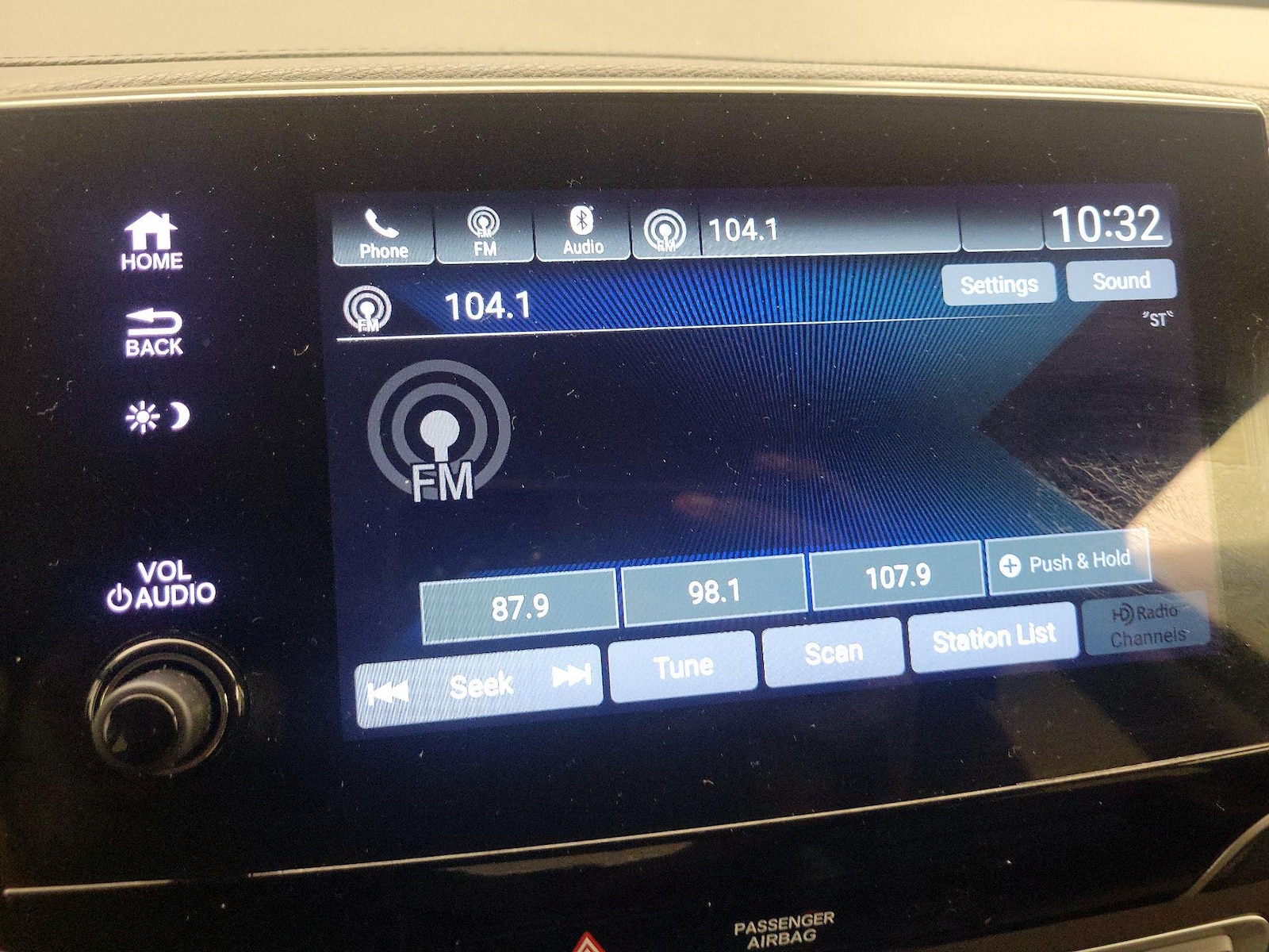 2022 Honda Pilot SE - Photo 16