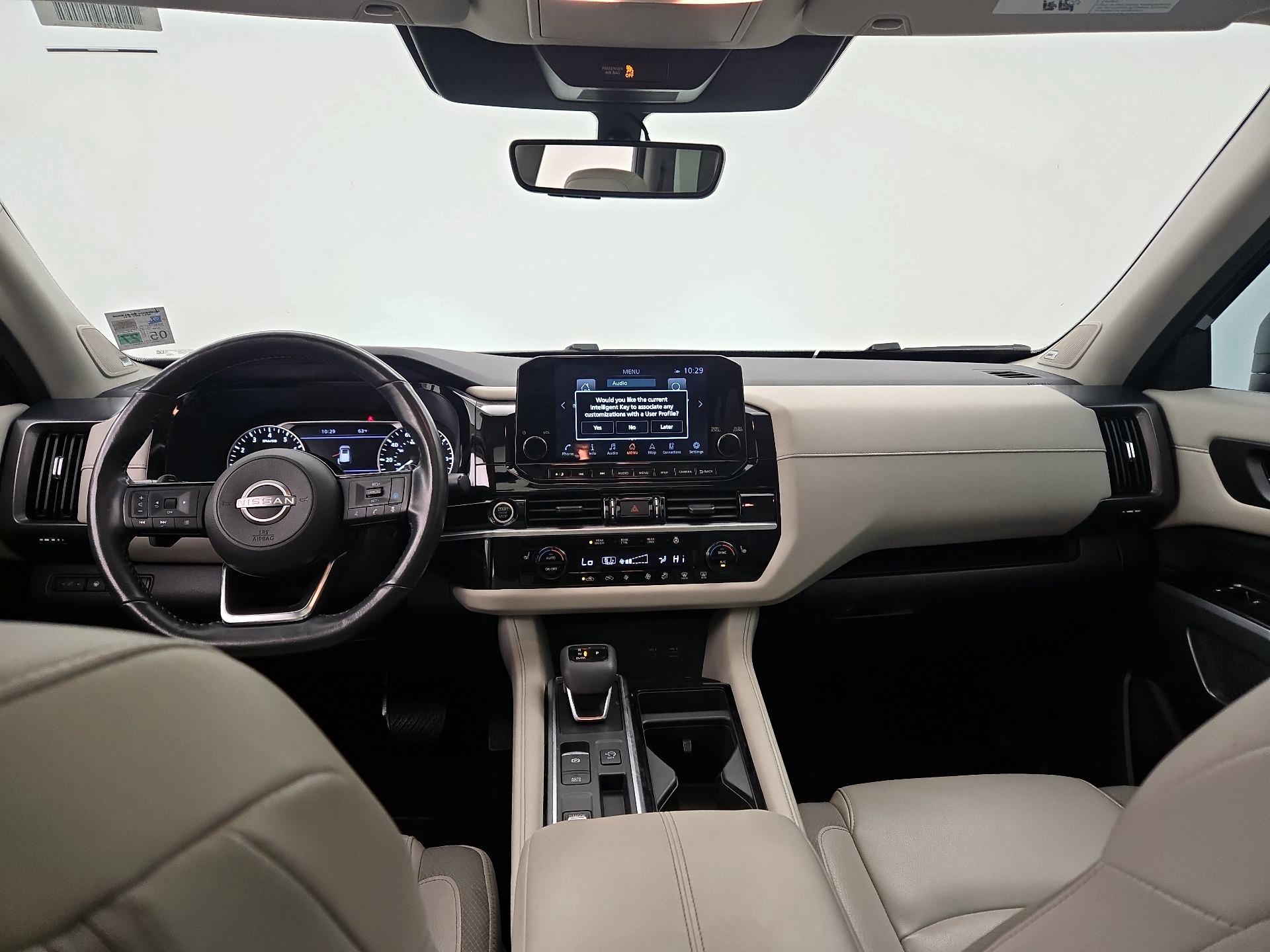Thumbnail: 2023 Nissan Pathfinder - 9