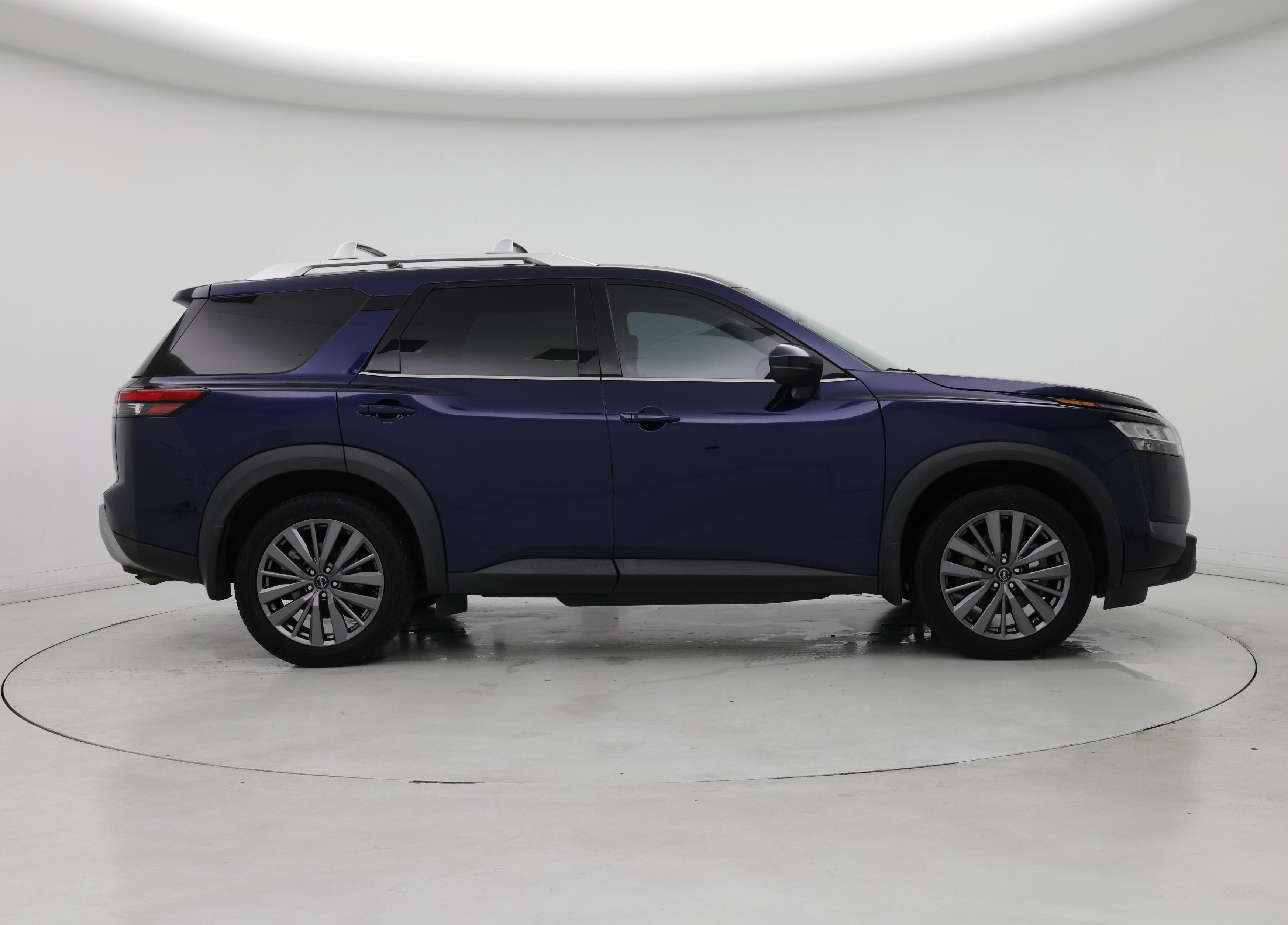 Thumbnail: 2023 Nissan Pathfinder - 7