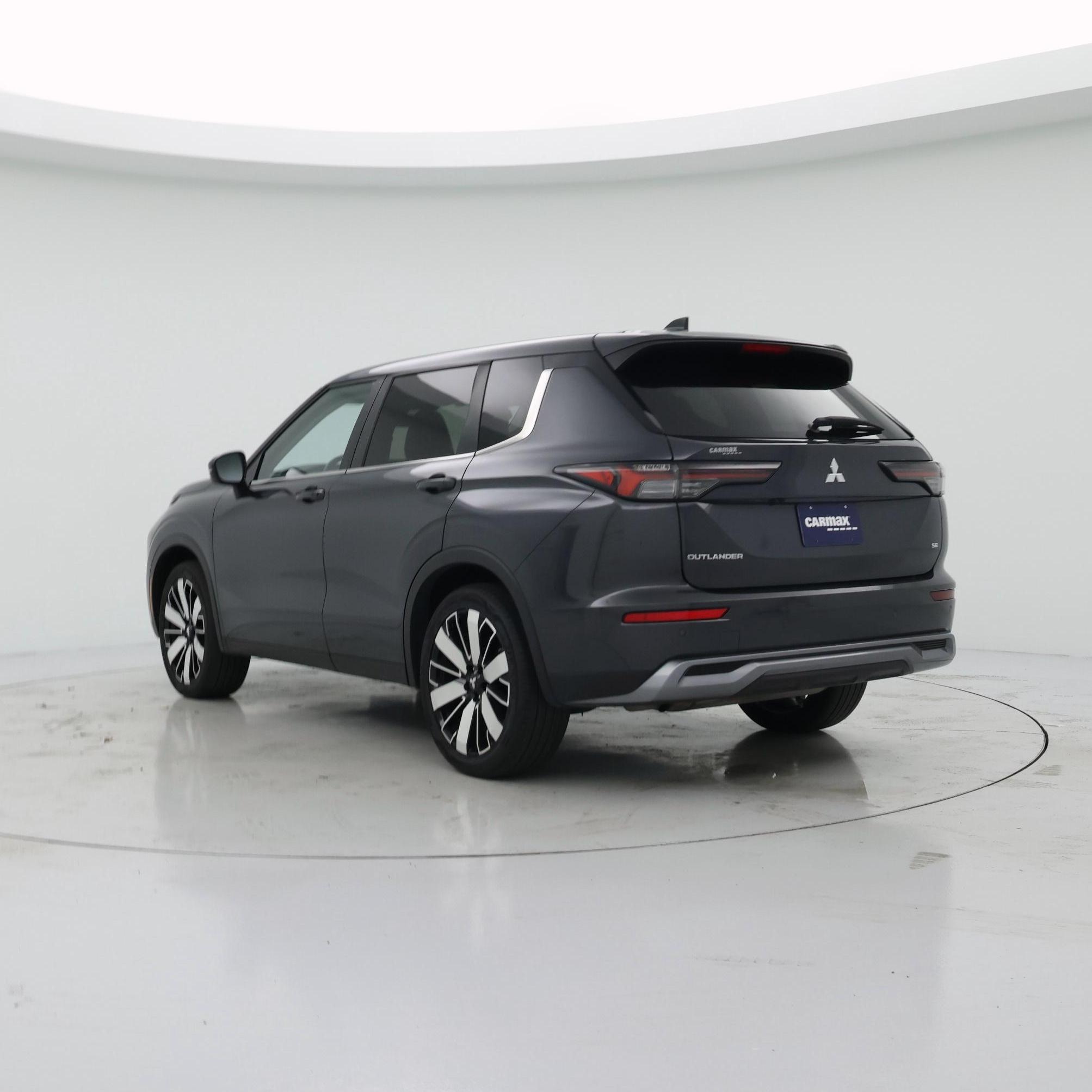 Thumbnail: 2025 Mitsubishi Outlander - 2