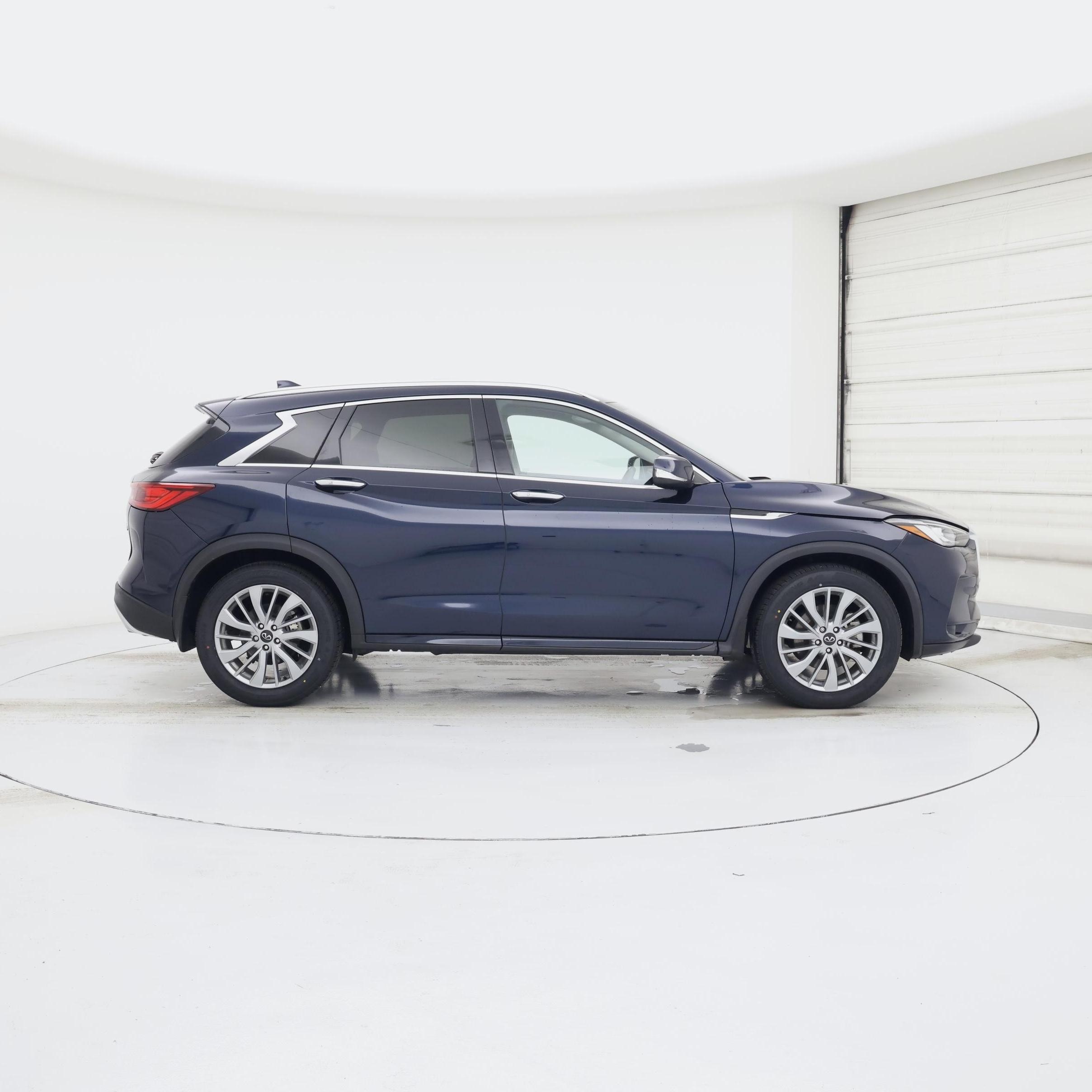 Thumbnail: 2023 INFINITI QX50 - 7
