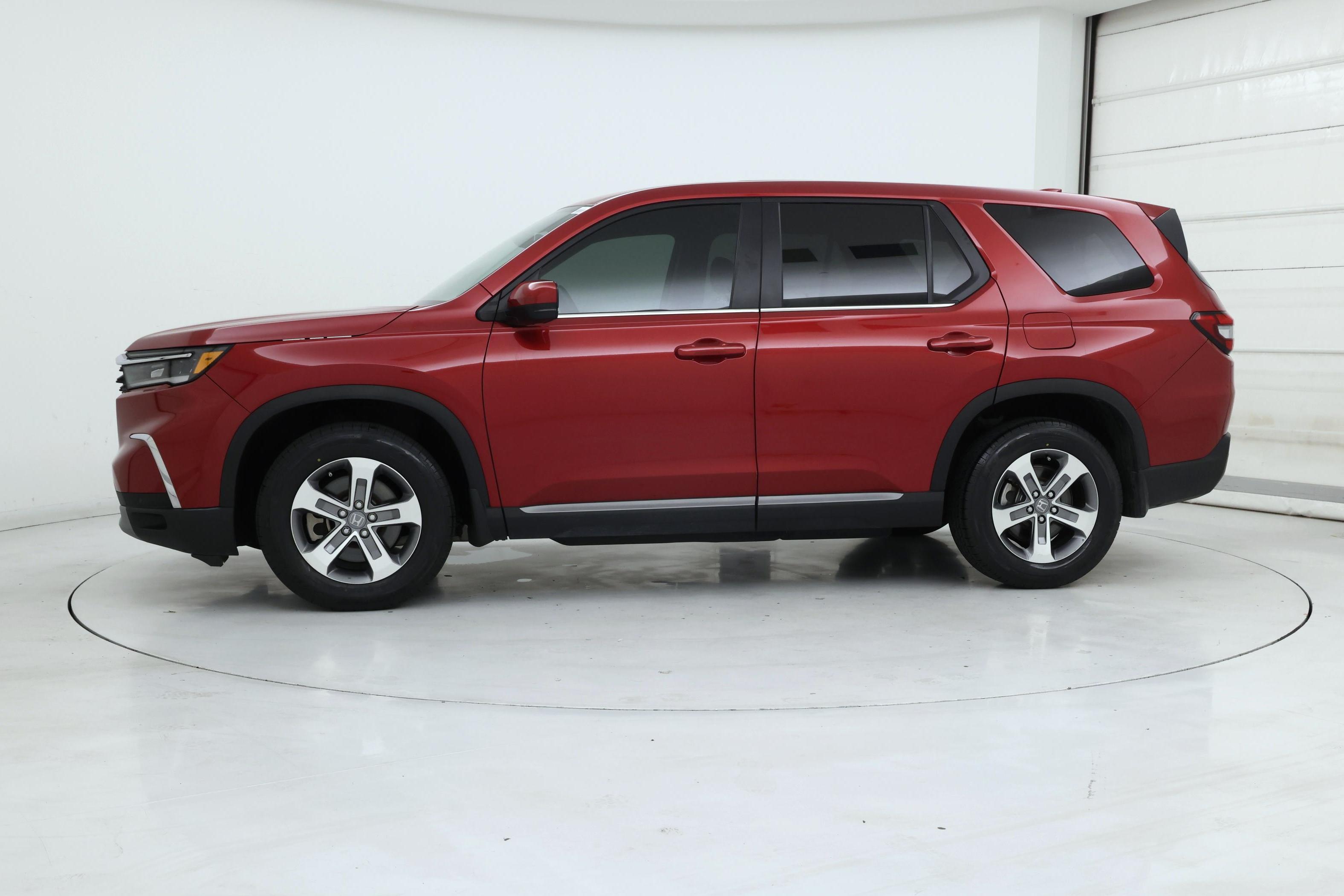 Thumbnail: 2023 Honda Pilot - 3