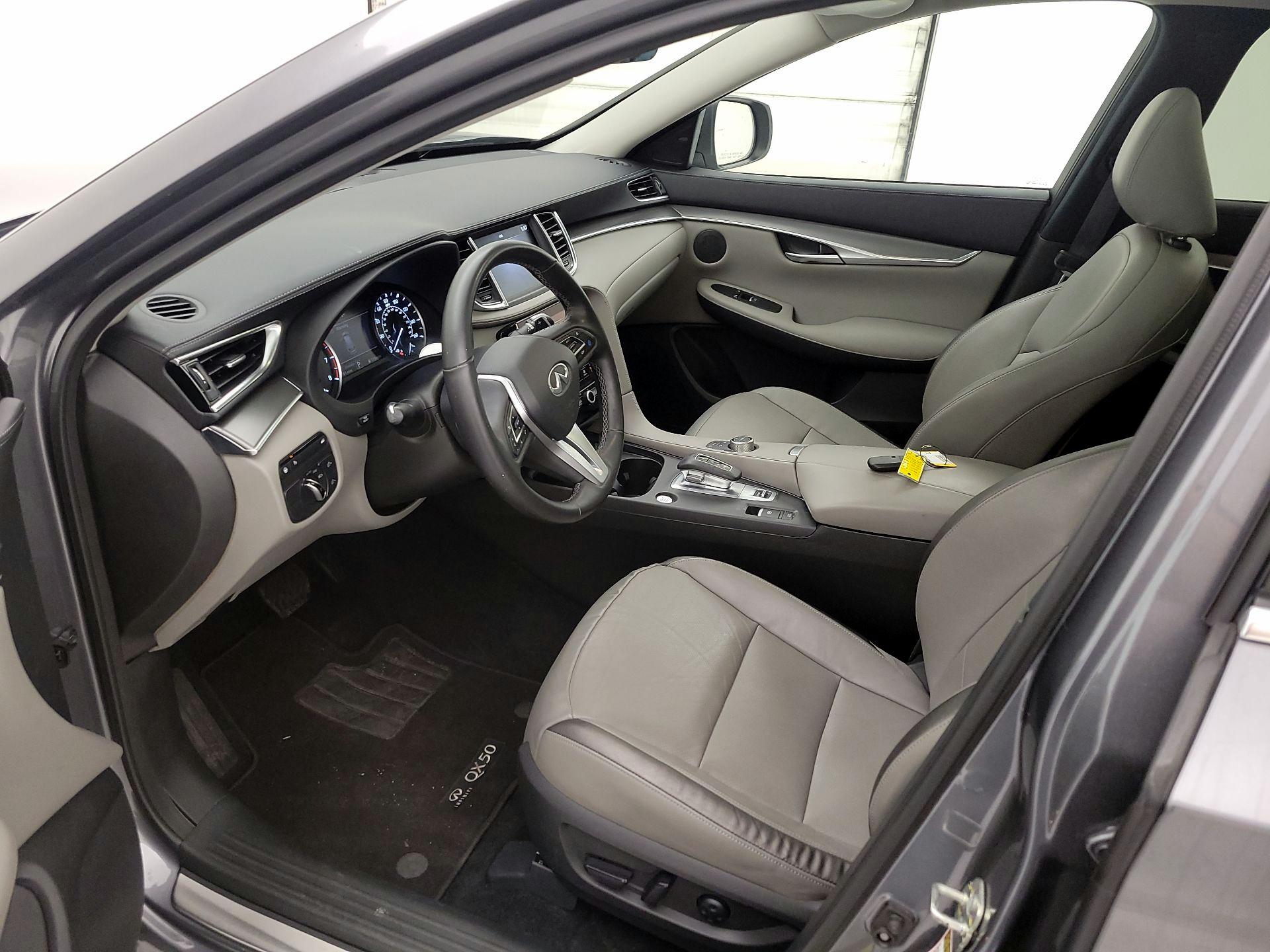 Thumbnail: 2023 INFINITI QX50 - 11