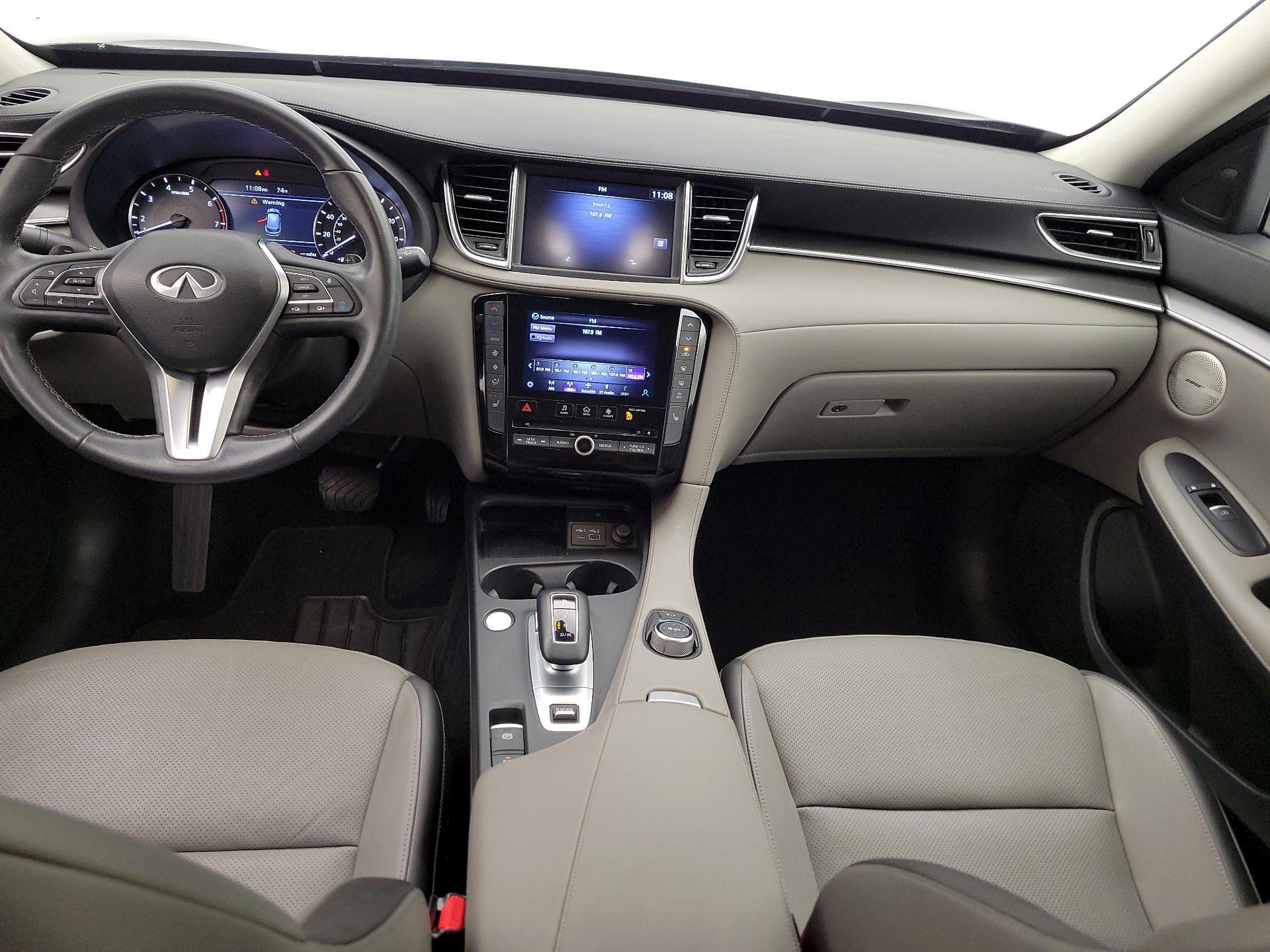 Thumbnail: 2023 INFINITI QX50 - 9