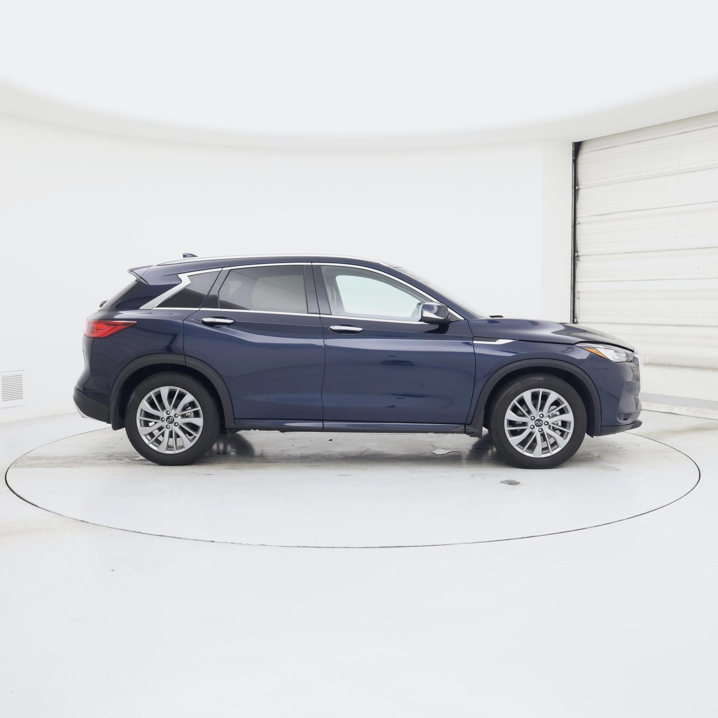Thumbnail: 2023 INFINITI QX50 - 7