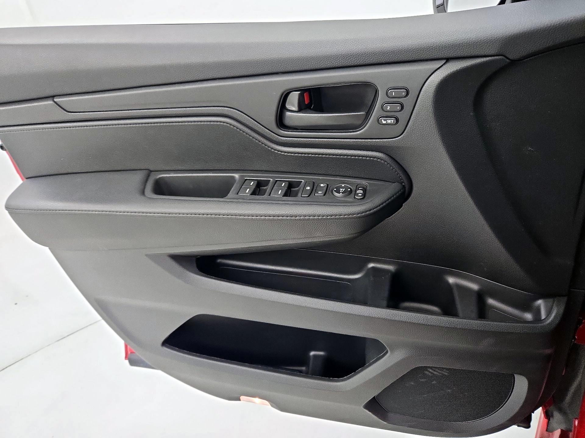 Thumbnail: 2025 Honda Odyssey - 12