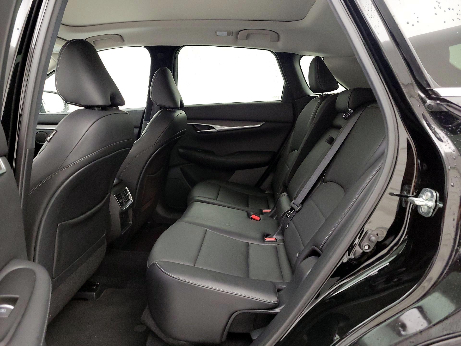 Thumbnail: 2023 INFINITI QX50 - 19