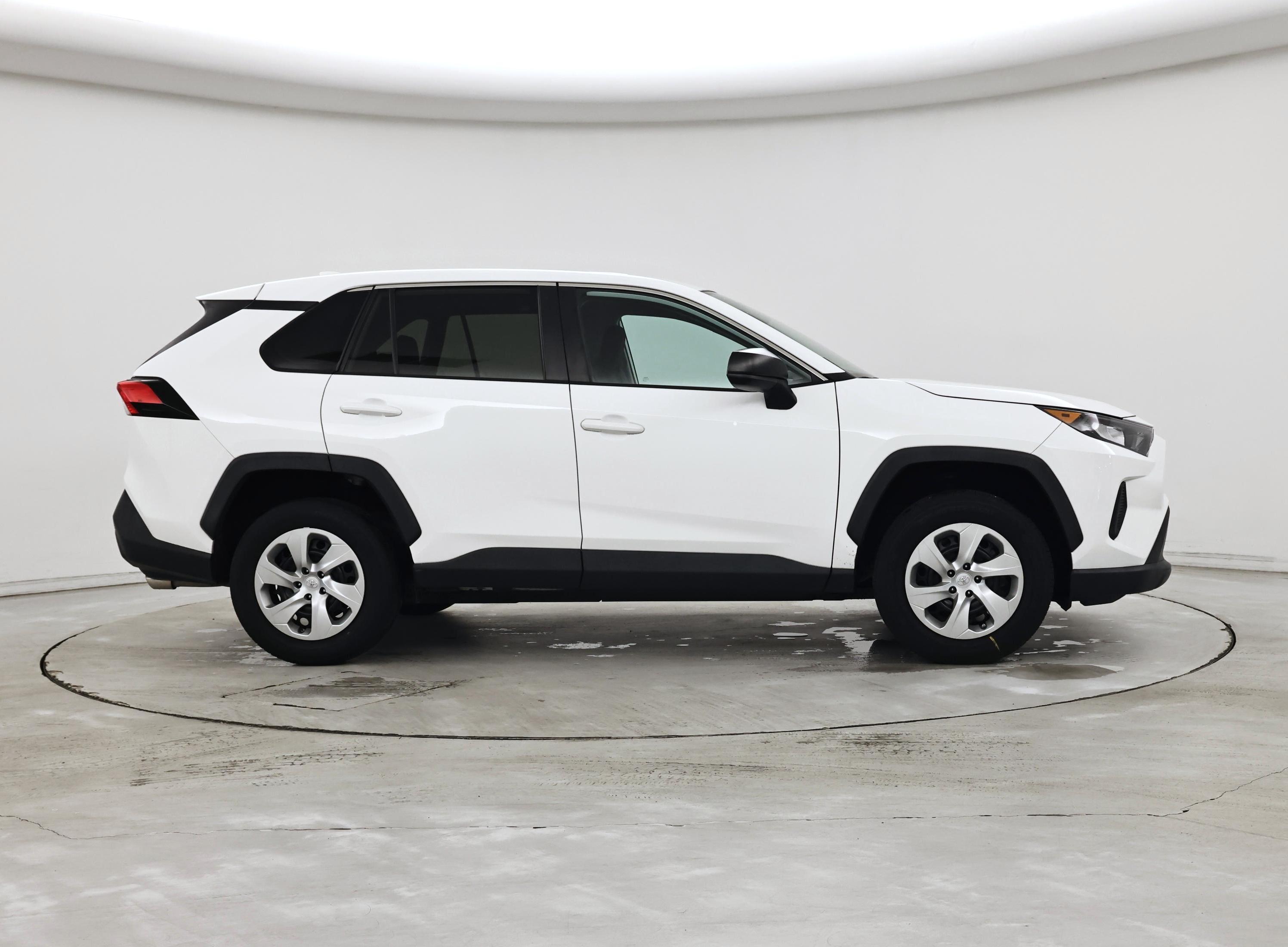 Thumbnail: 2022 Toyota RAV4 - 7