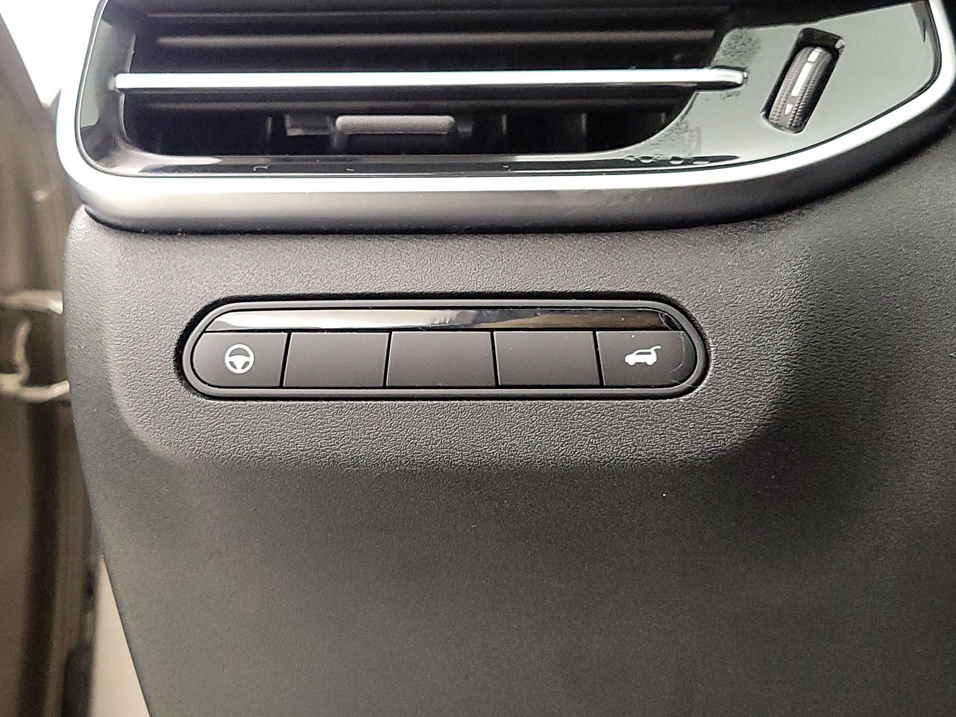 Thumbnail: 2023 INFINITI QX60 - 13