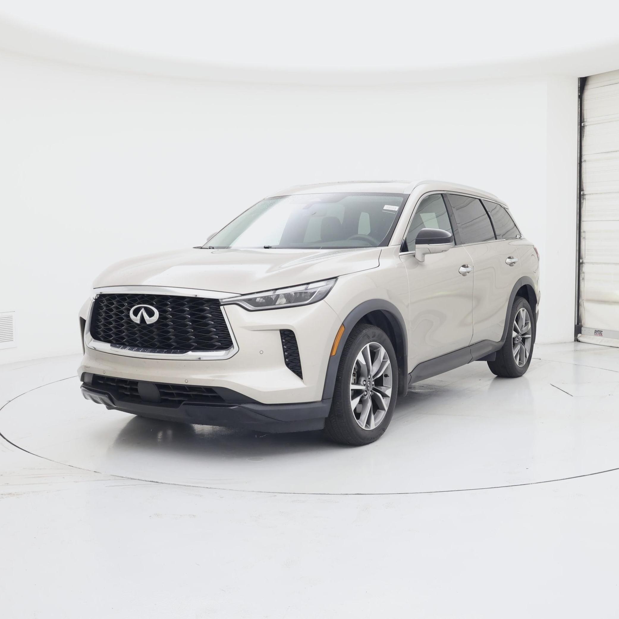 Thumbnail: 2023 INFINITI QX60 - 4
