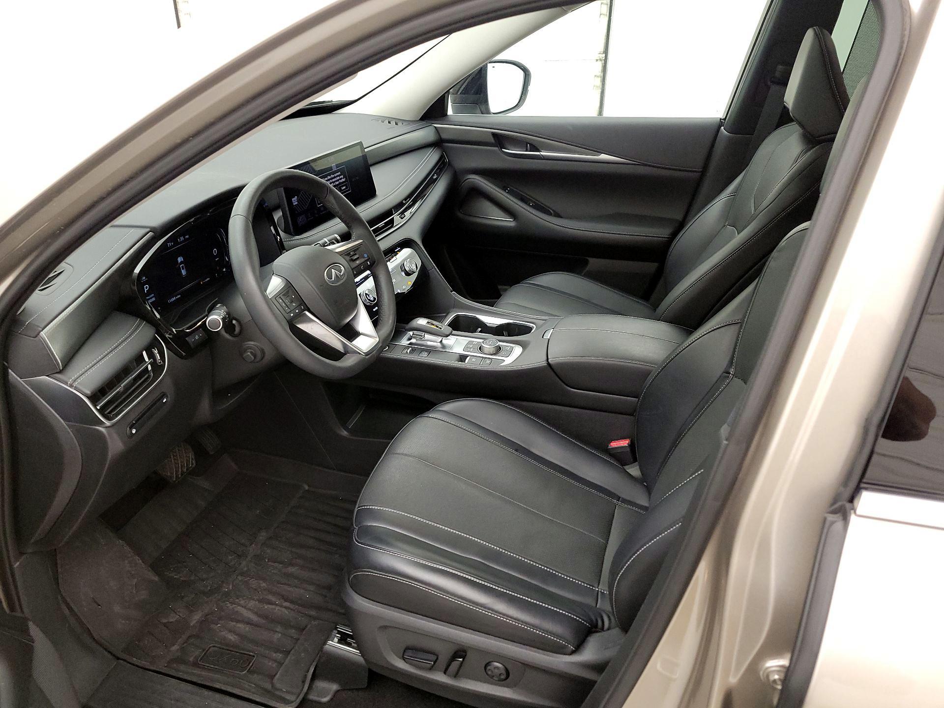 Thumbnail: 2023 INFINITI QX60 - 11