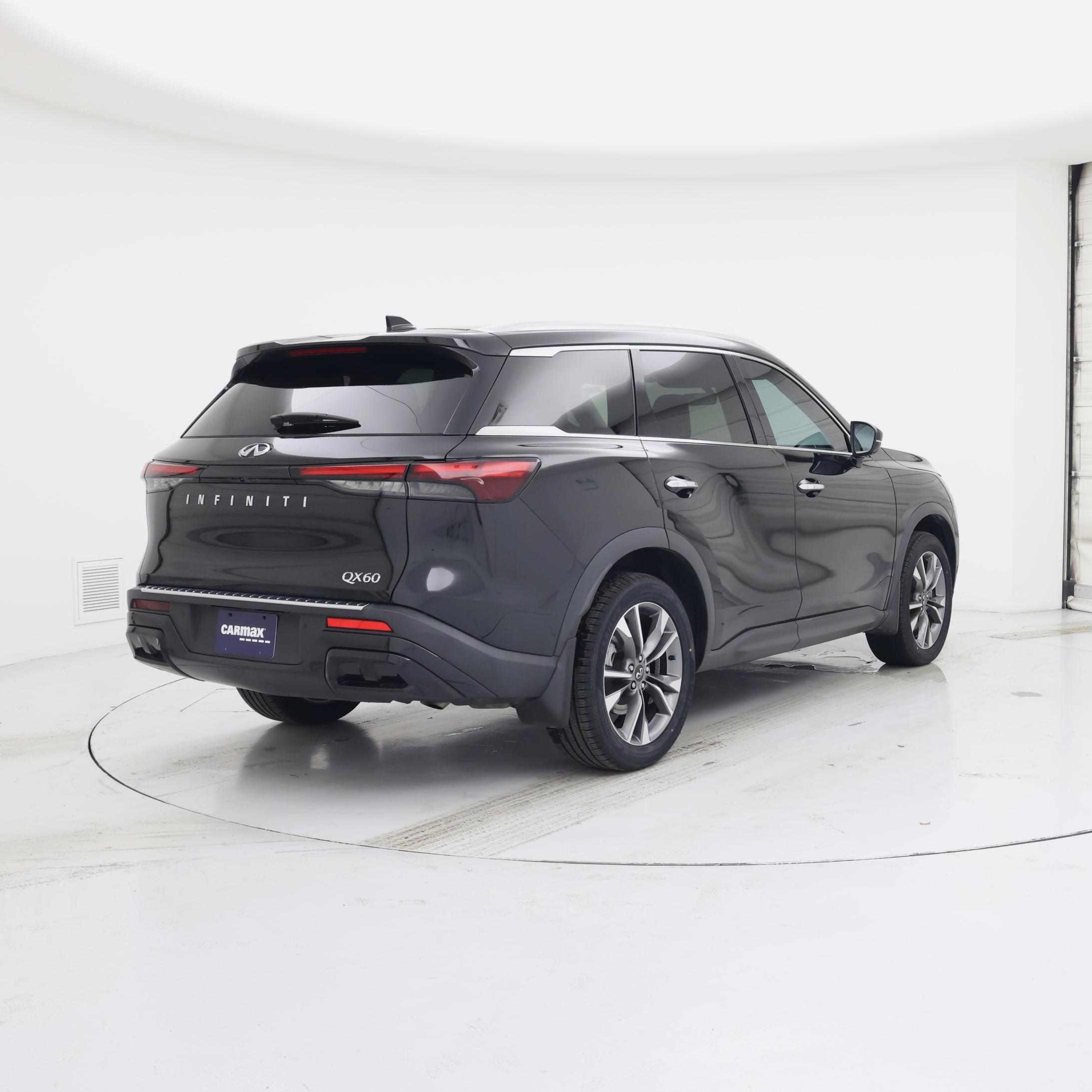 Thumbnail: 2023 INFINITI QX60 - 8