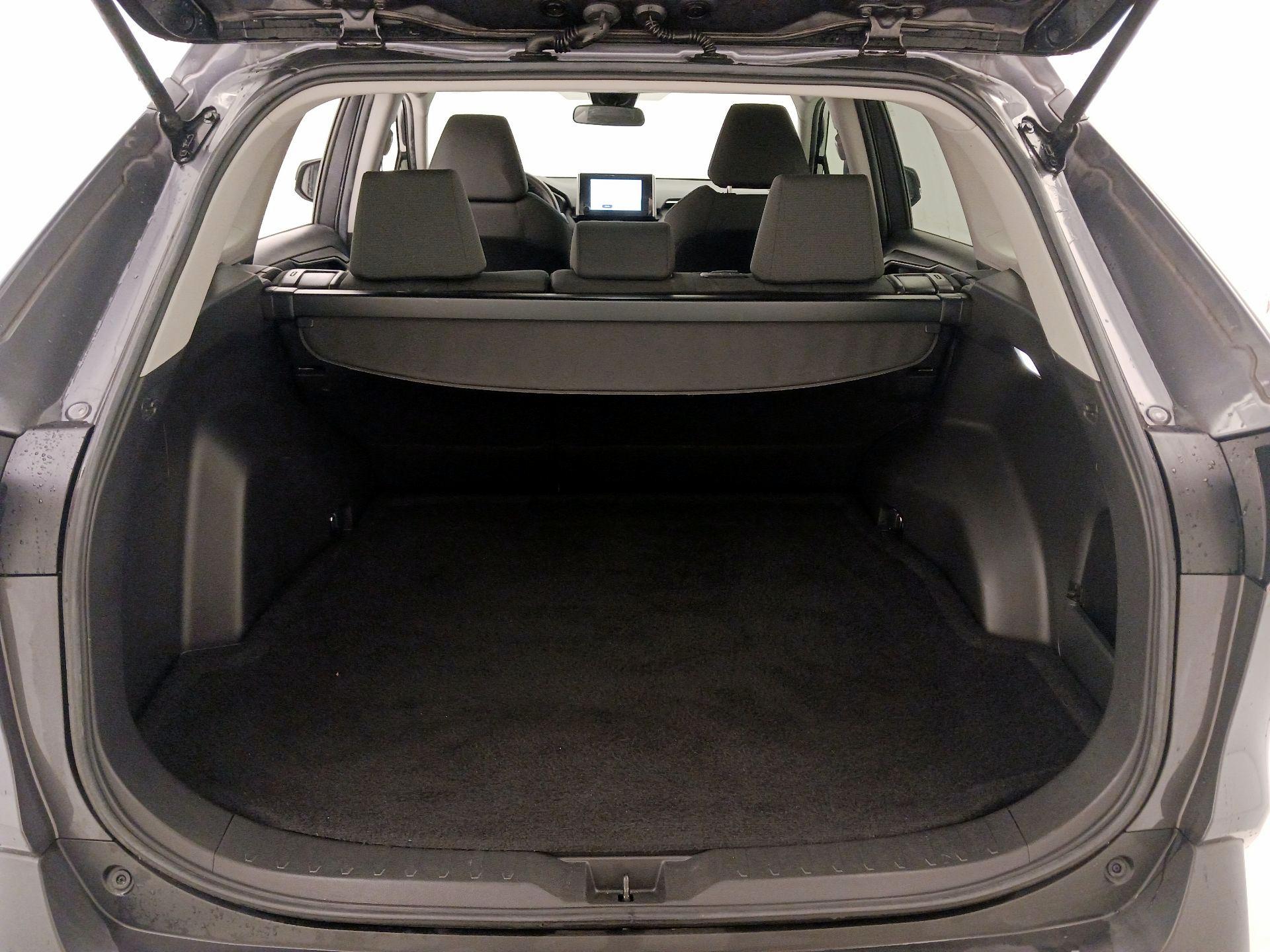 Thumbnail: 2023 Toyota RAV4 - 20
