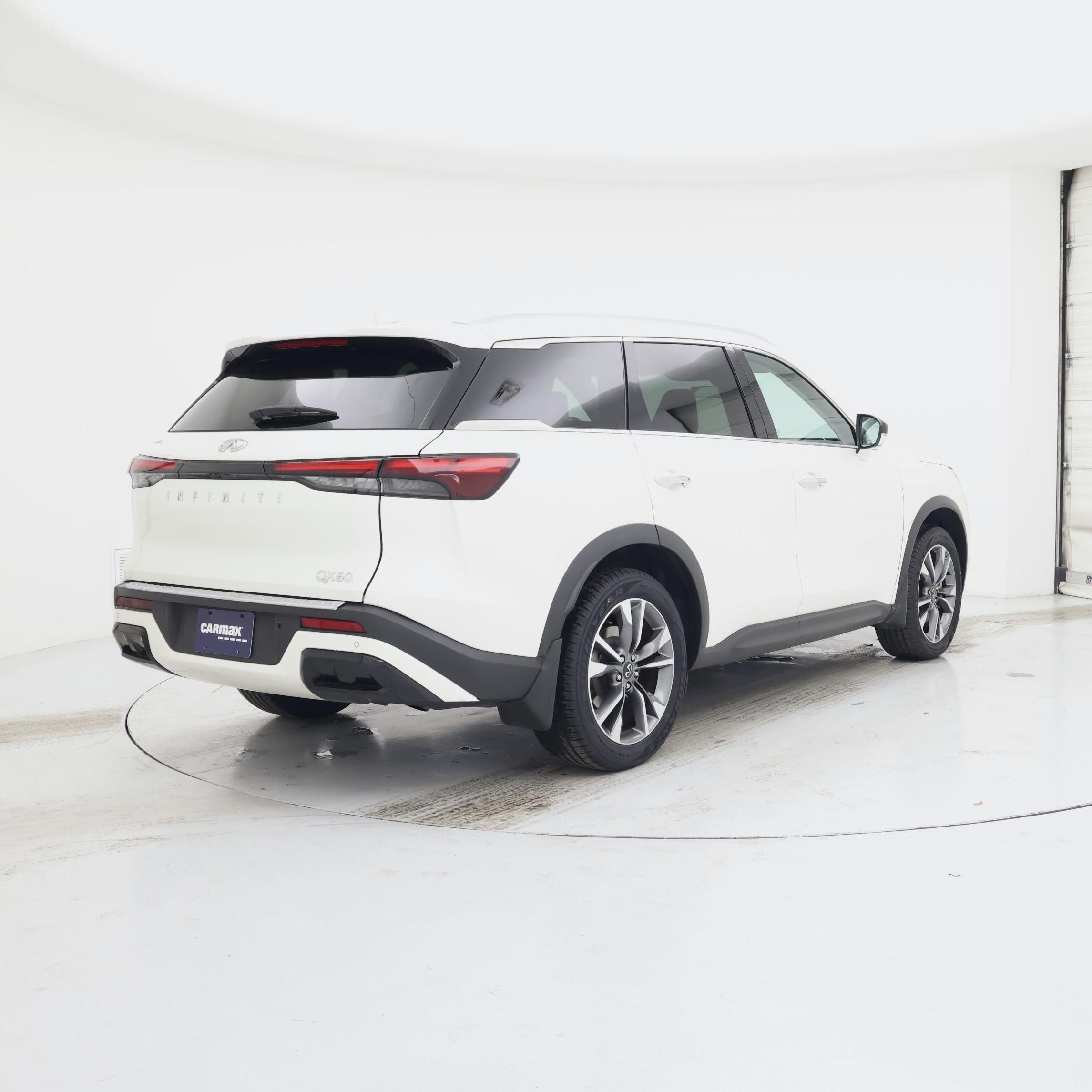 Thumbnail: 2023 INFINITI QX60 - 8