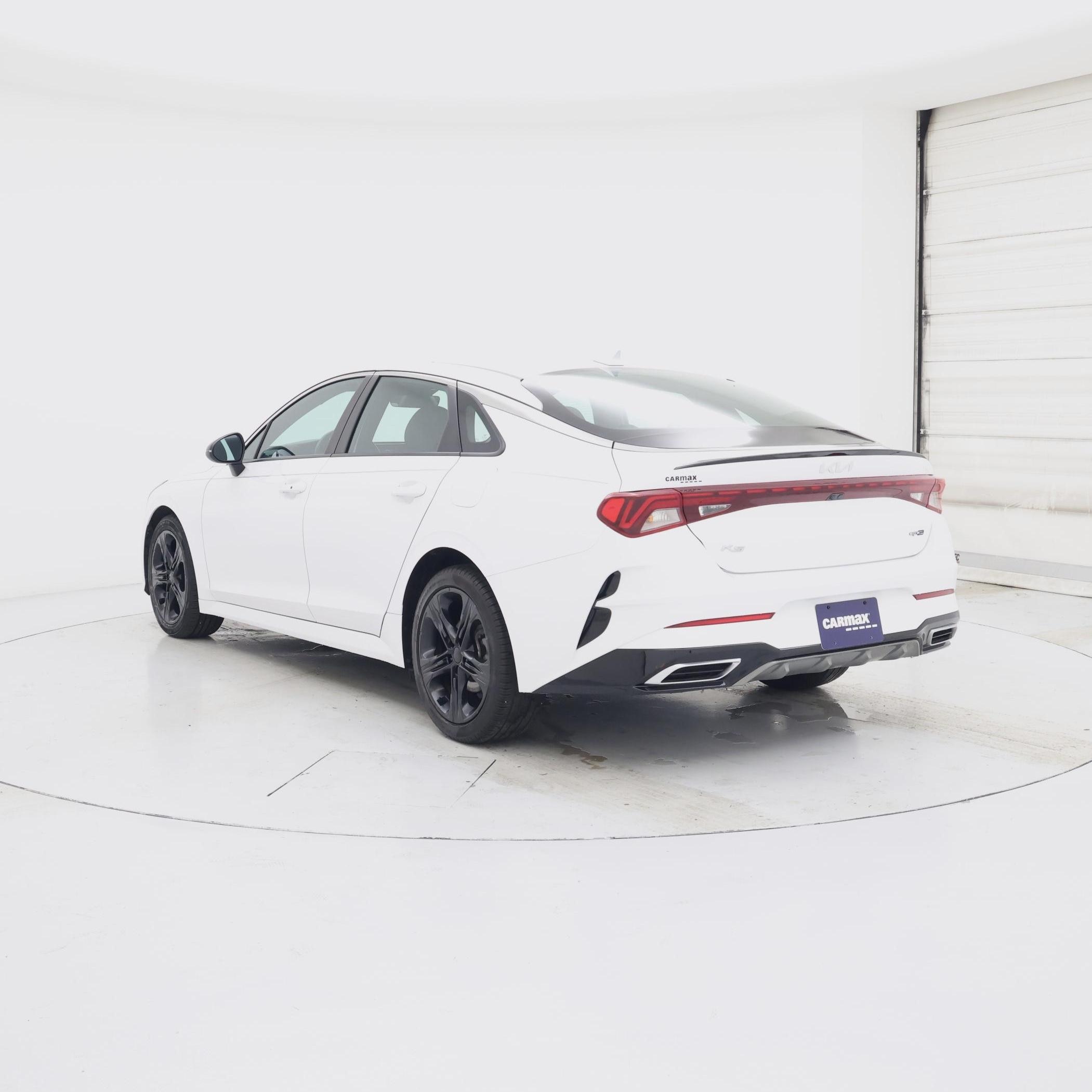 Thumbnail: 2022 Kia K5 - 2