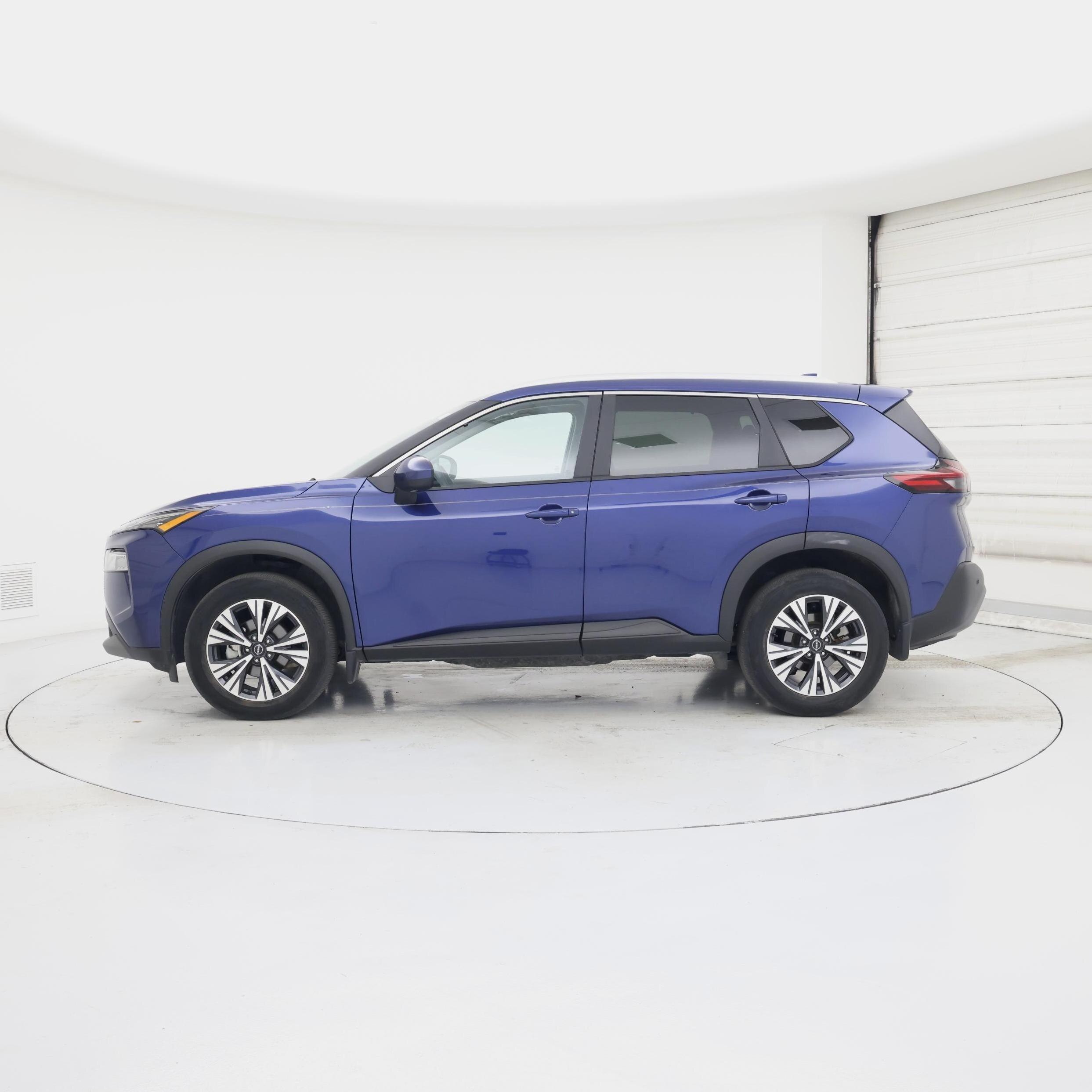 Thumbnail: 2023 Nissan Rogue - 3