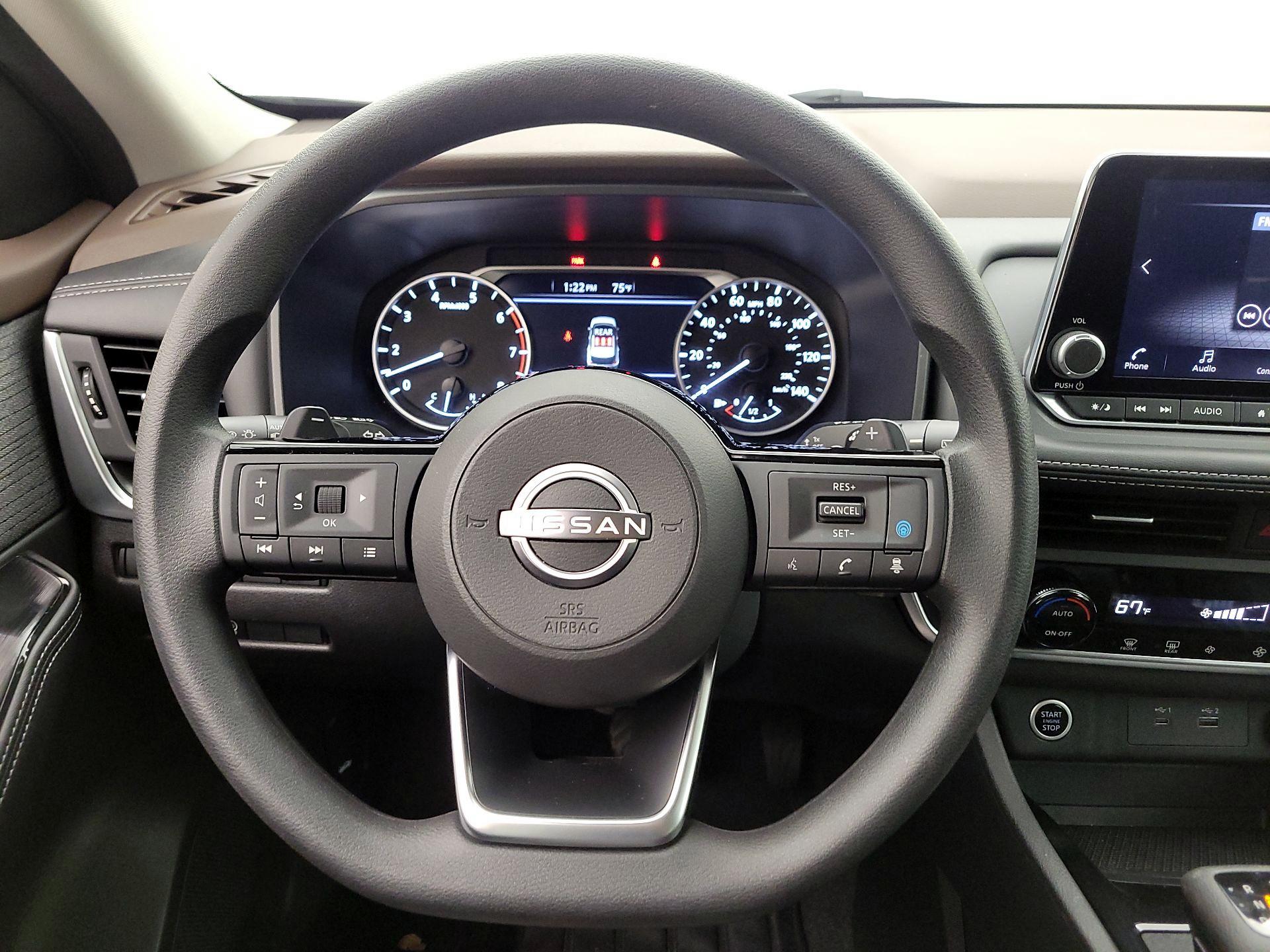 Thumbnail: 2023 Nissan Rogue - 10