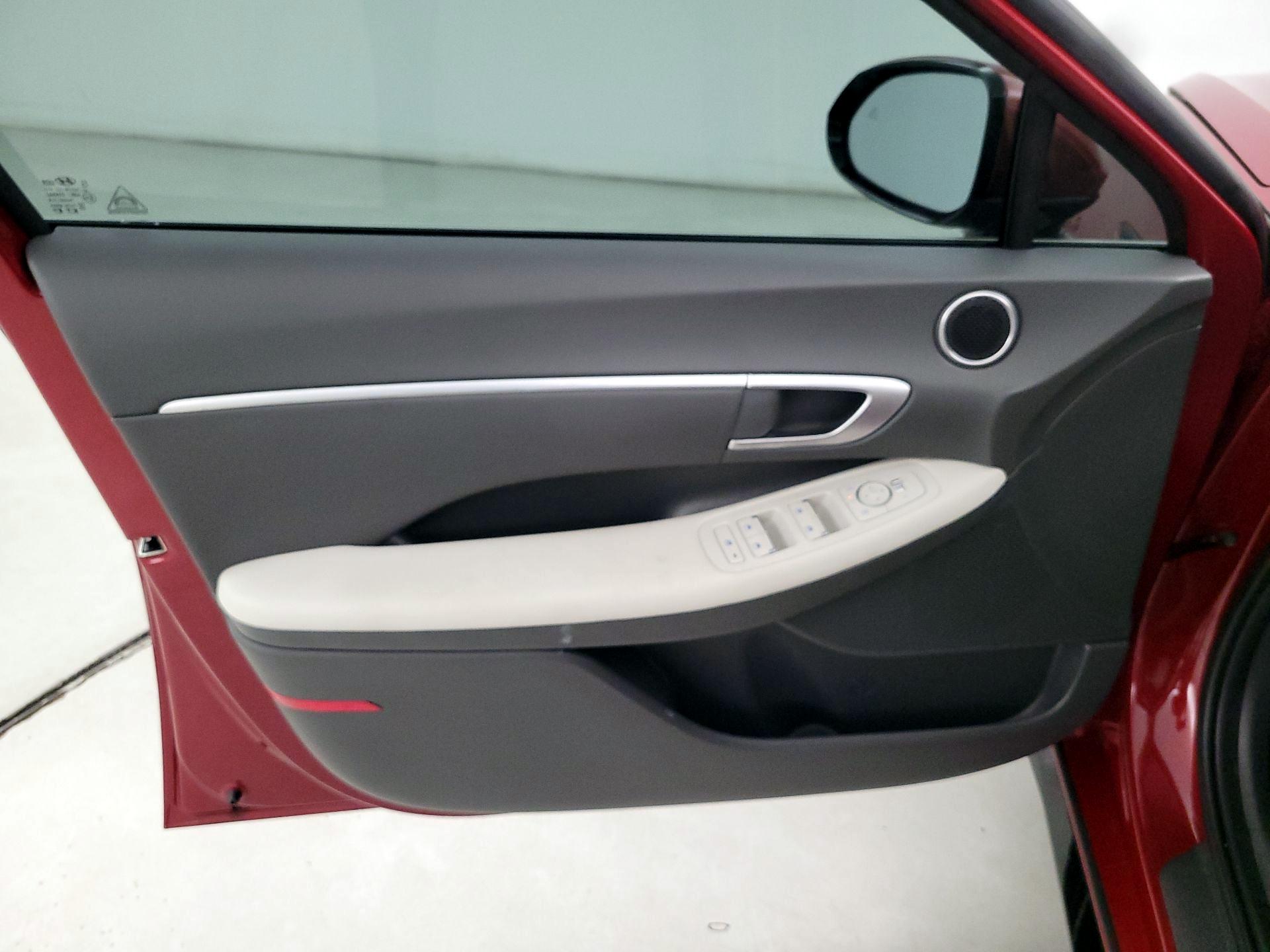 Thumbnail: 2024 Hyundai Sonata - 12