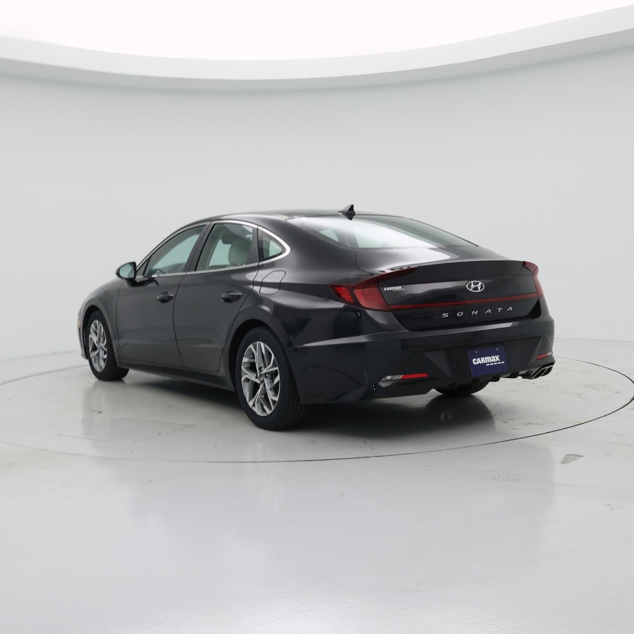 Thumbnail: 2023 Hyundai Sonata - 2