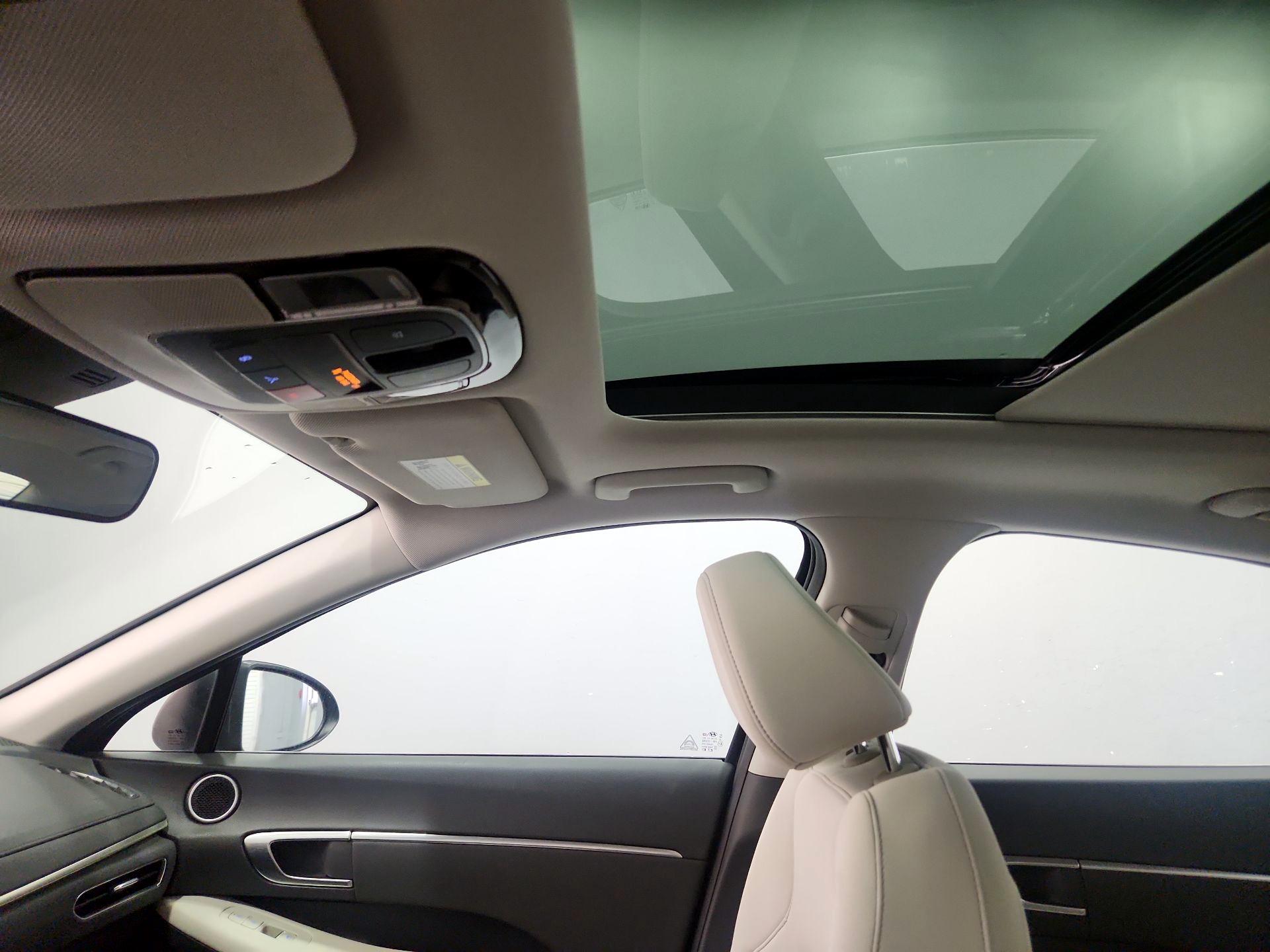 Thumbnail: 2023 Hyundai Sonata - 19