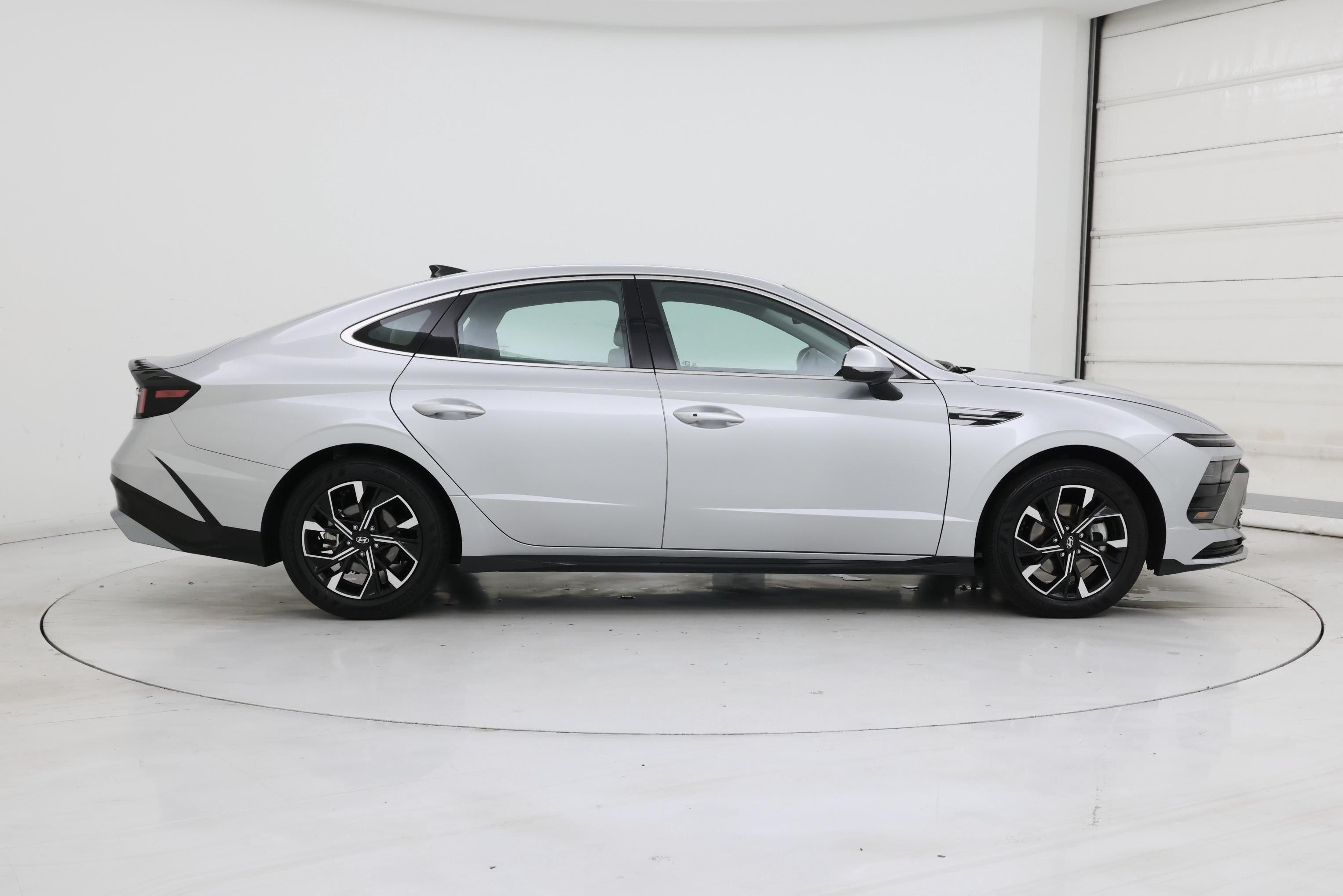 Thumbnail: 2025 Hyundai Sonata - 7