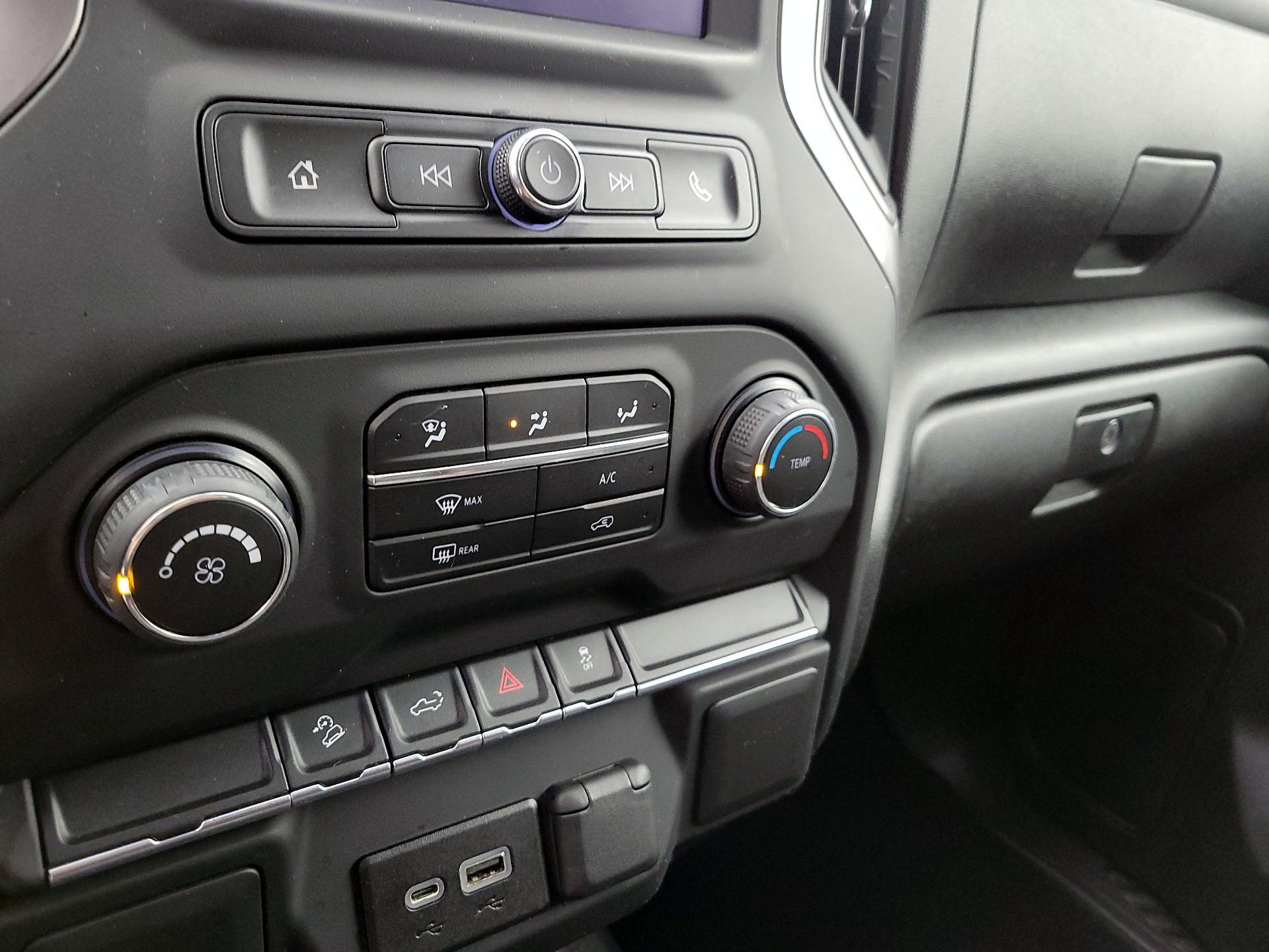 Thumbnail: 2021 Chevrolet Silverado 1500 - 15