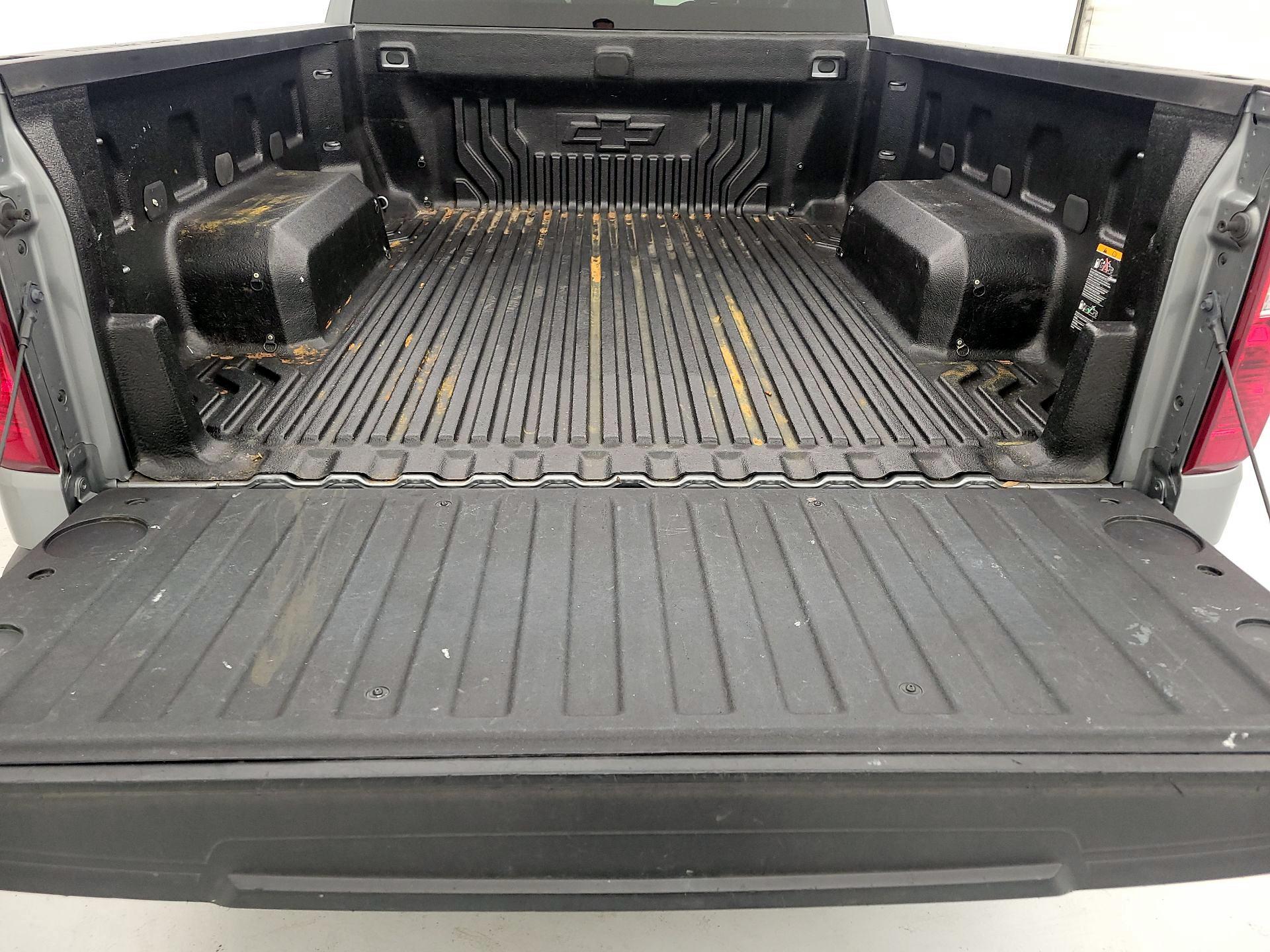 Thumbnail: 2023 Chevrolet Silverado 1500 - 16
