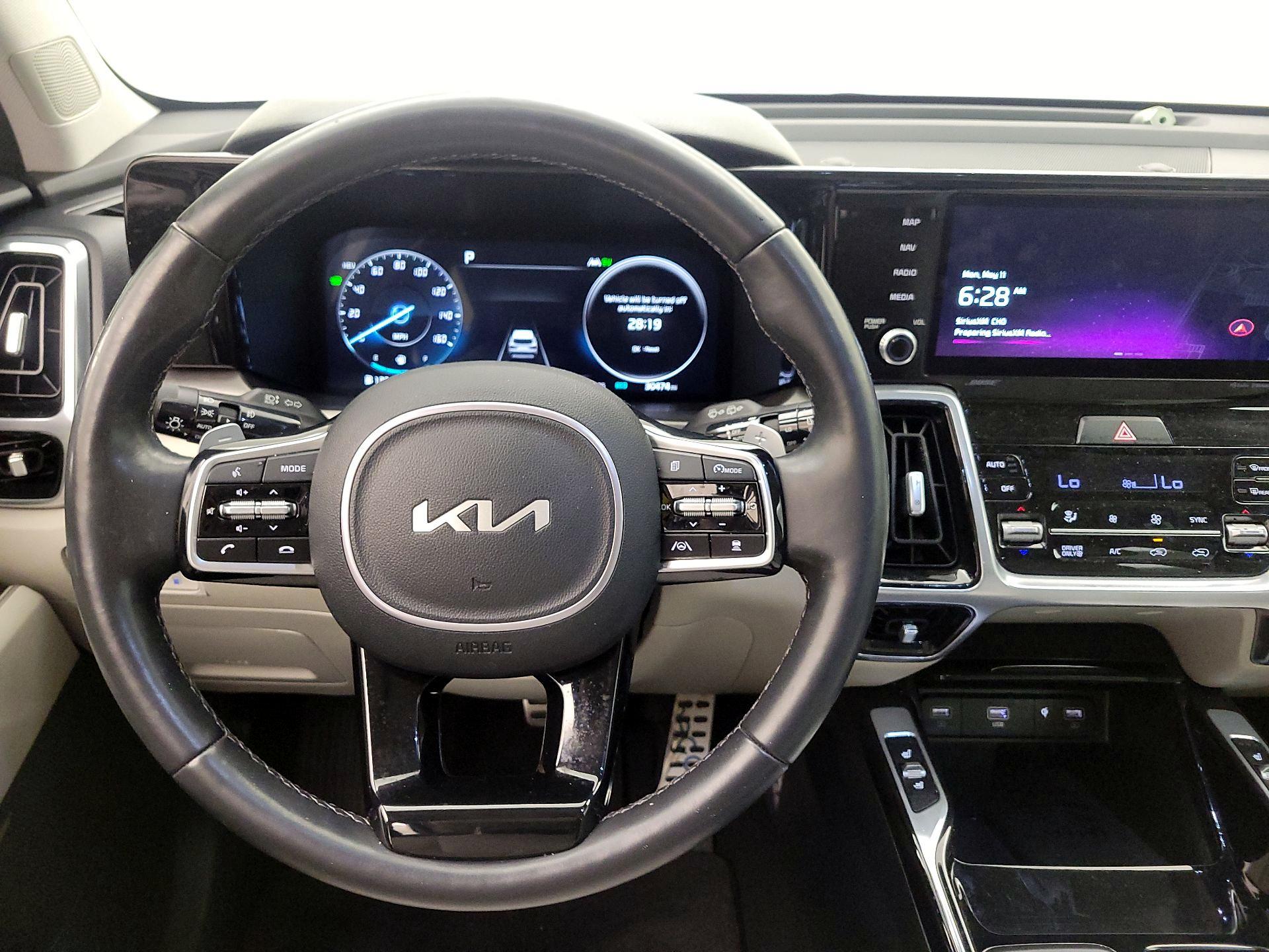 Thumbnail: 2023 Kia Sorento - 10