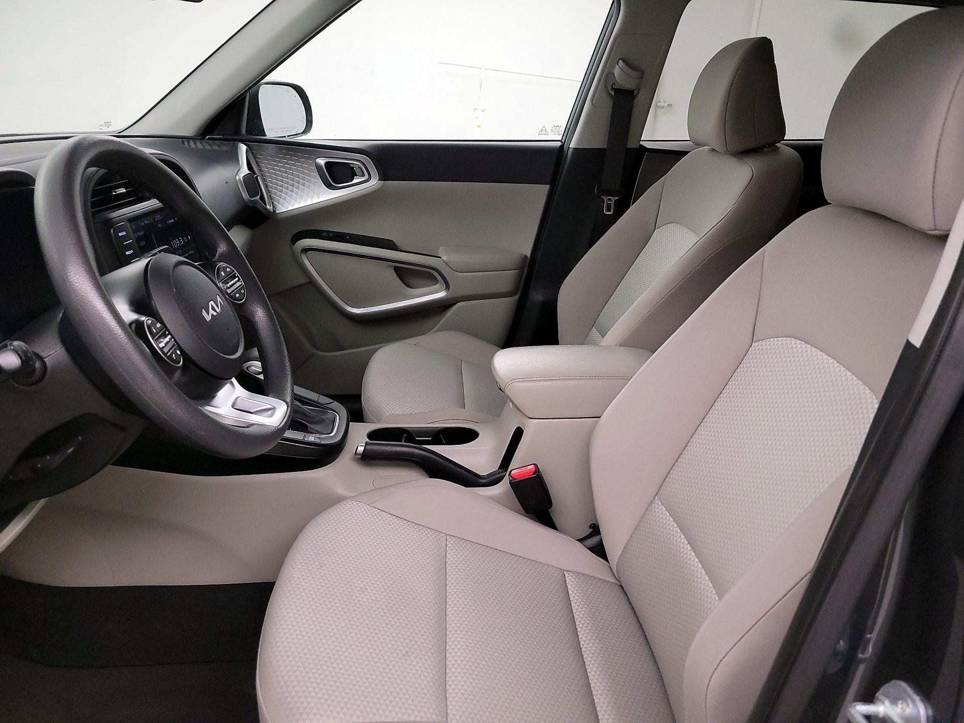 Thumbnail: 2023 Kia Soul - 11