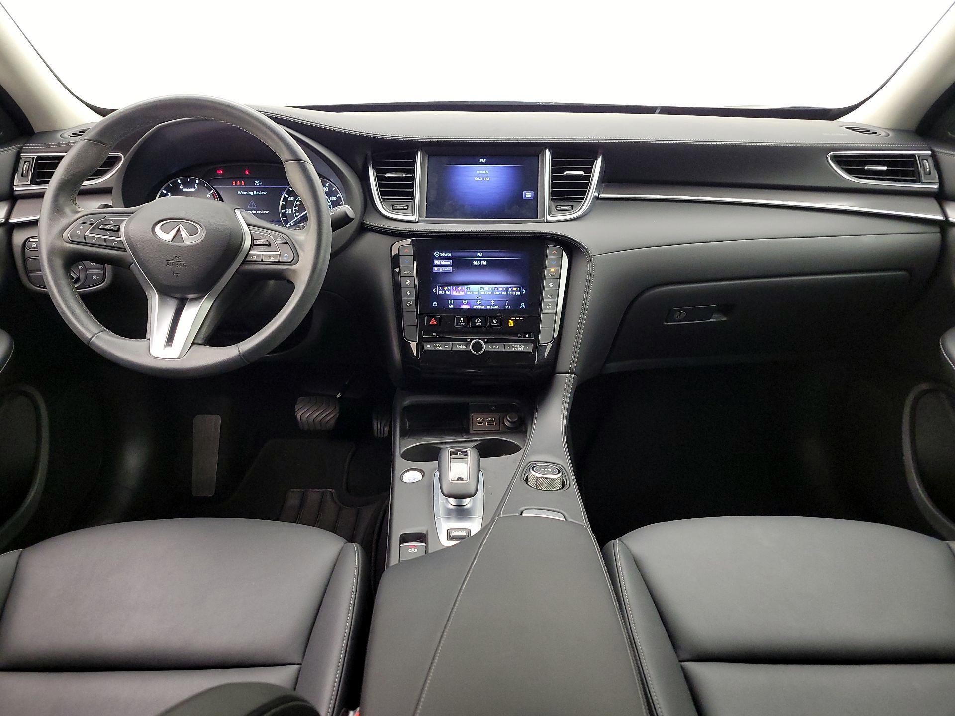 Thumbnail: 2023 INFINITI QX50 - 9