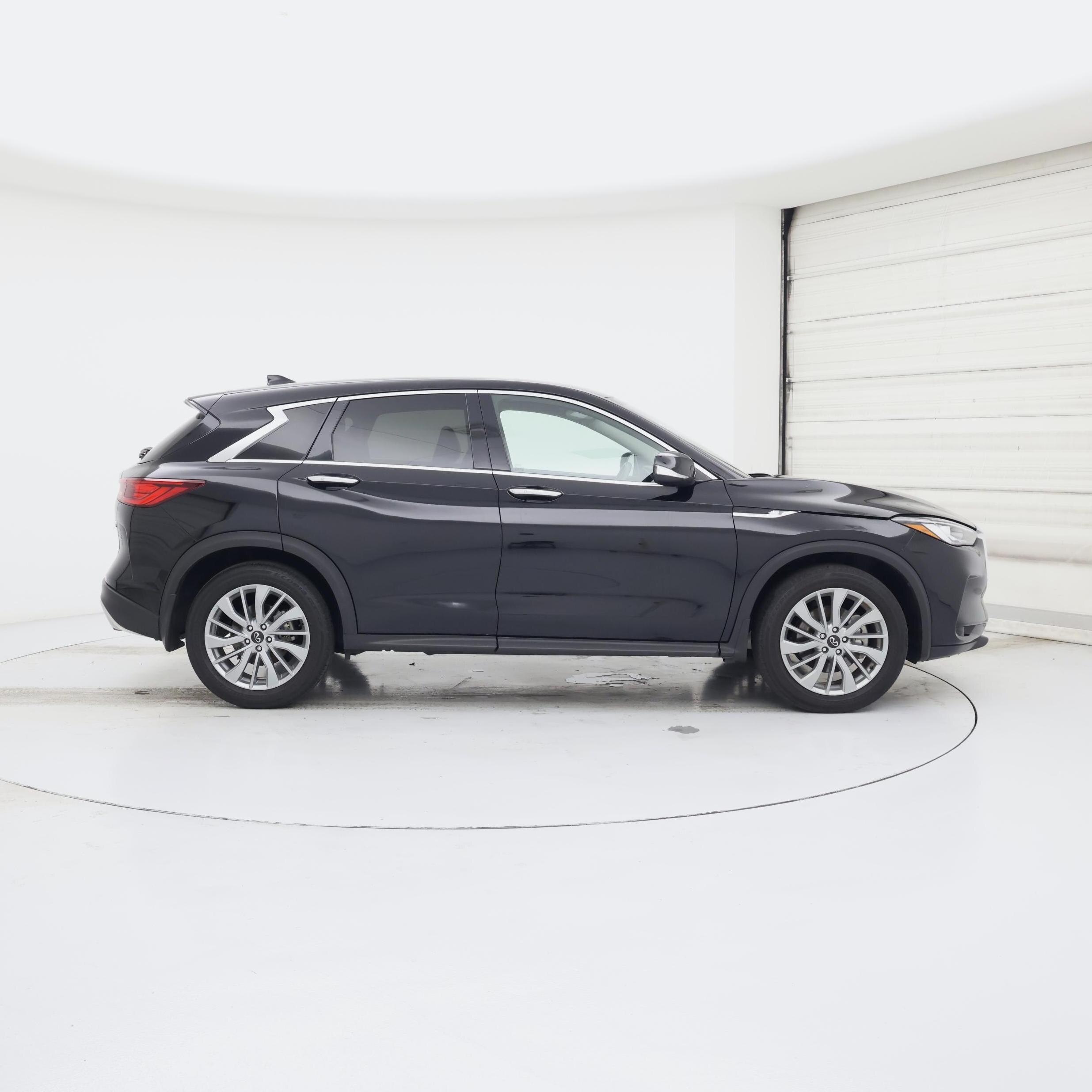 Thumbnail: 2023 INFINITI QX50 - 7