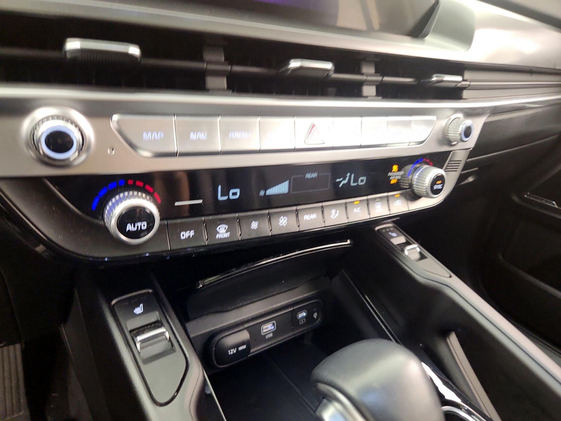 Thumbnail: 2025 Kia Telluride - 17
