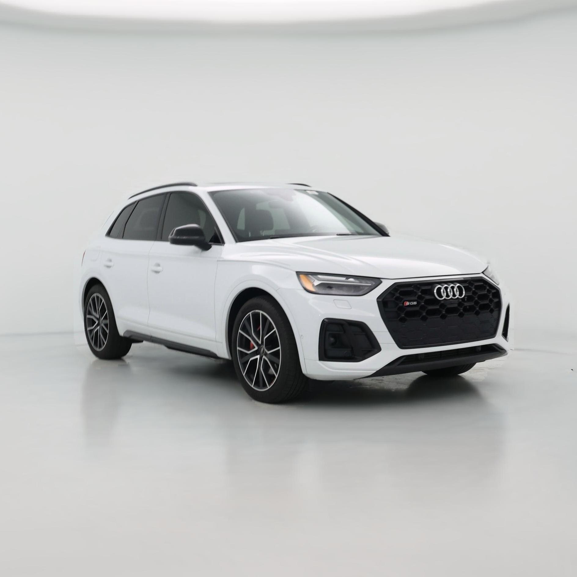Thumbnail: 2021 Audi SQ5 - 1