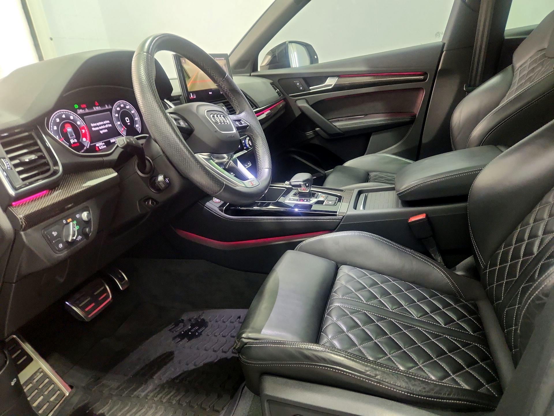 Thumbnail: 2021 Audi SQ5 - 11