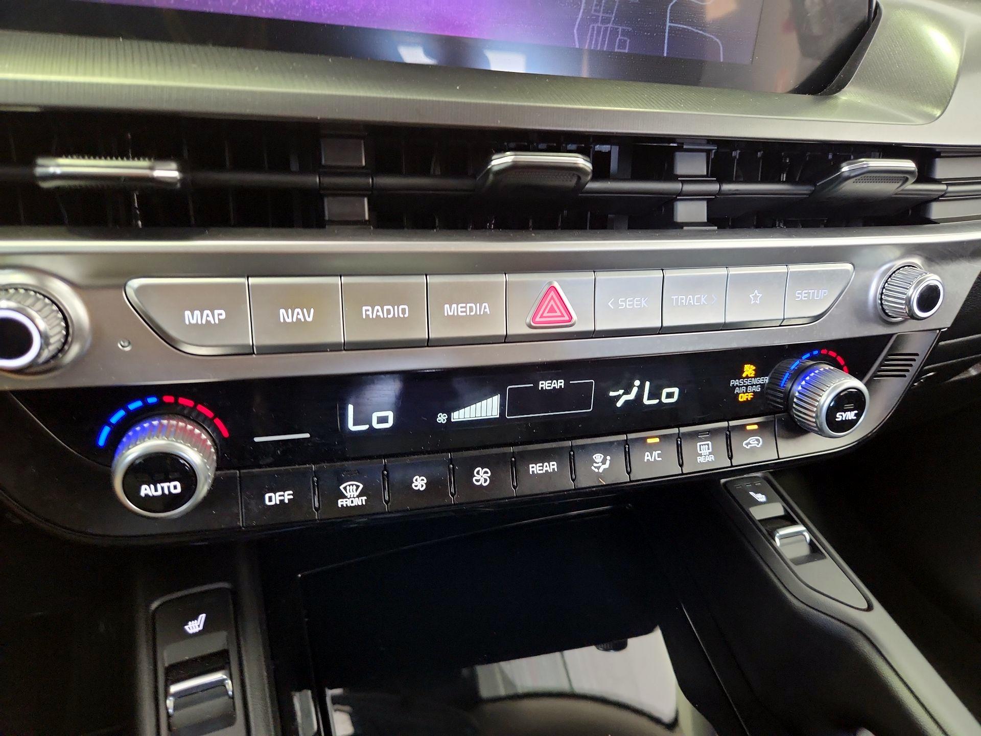 Thumbnail: 2025 Kia Telluride - 17