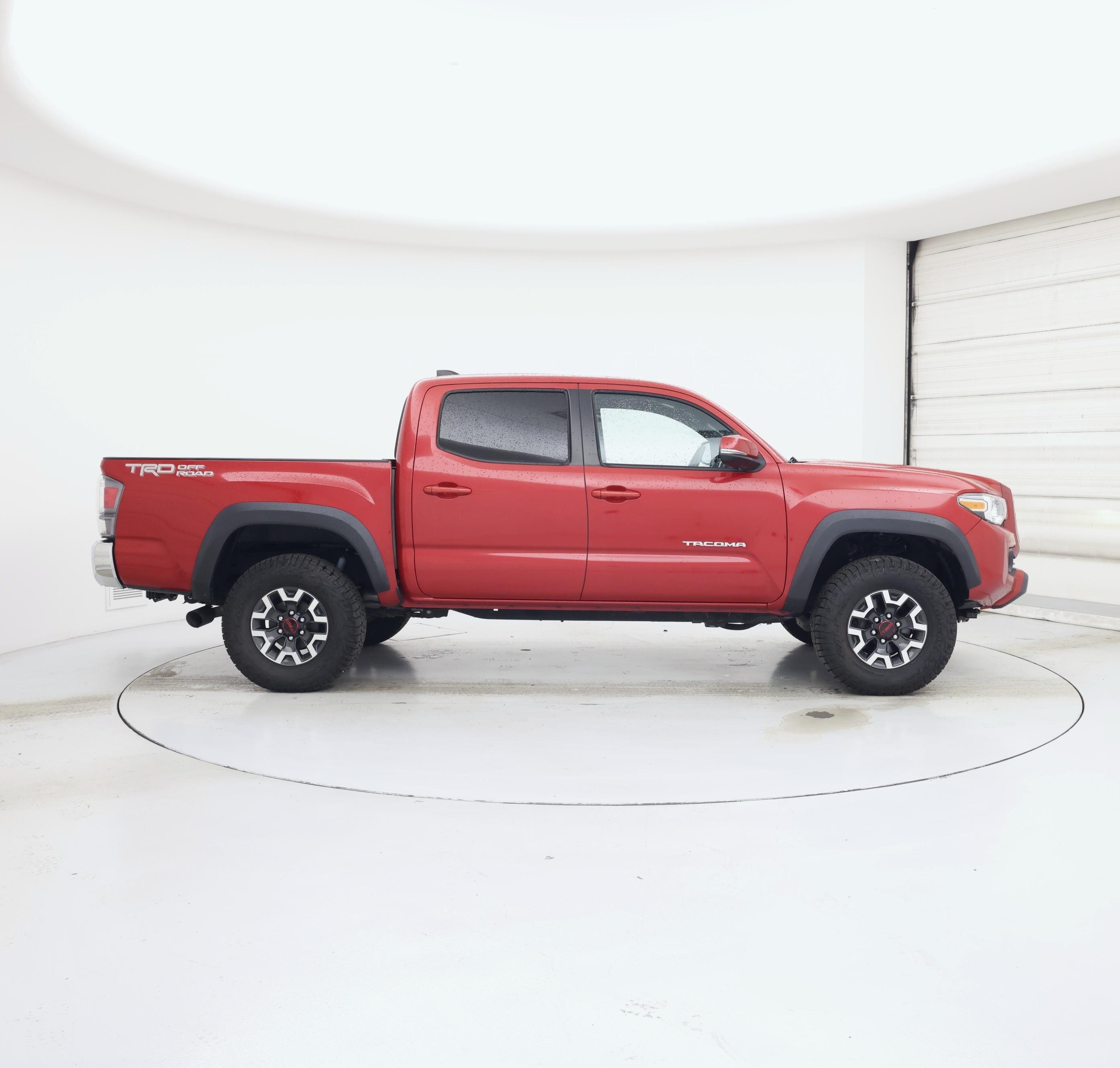 Thumbnail: 2021 Toyota Tacoma - 7