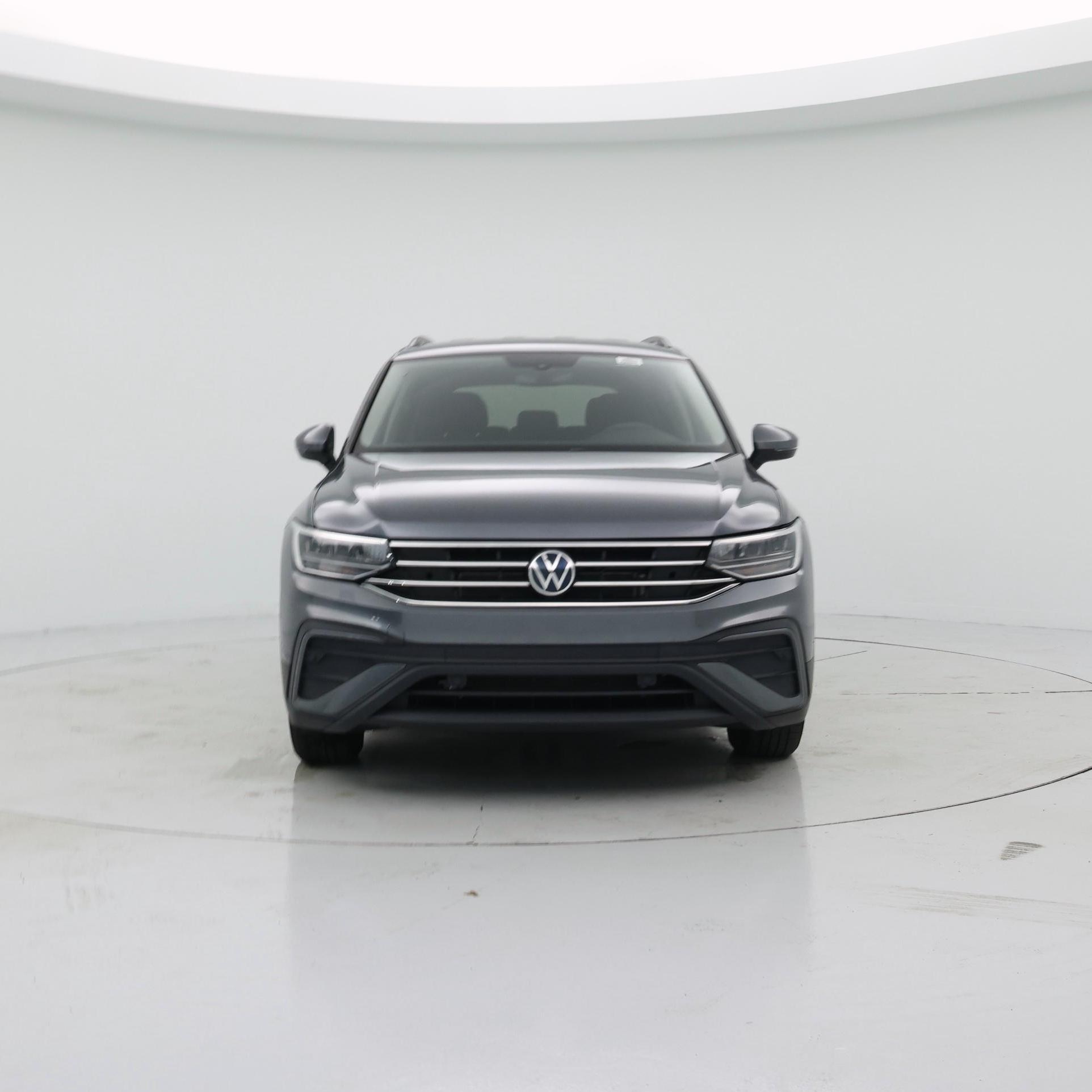 Thumbnail: 2023 Volkswagen Tiguan - 5