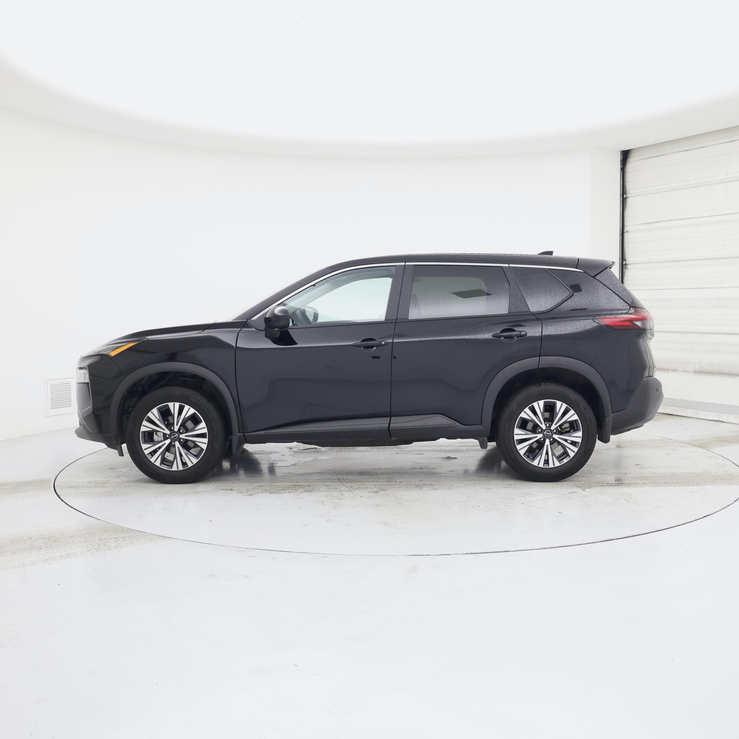 Thumbnail: 2023 Nissan Rogue - 3