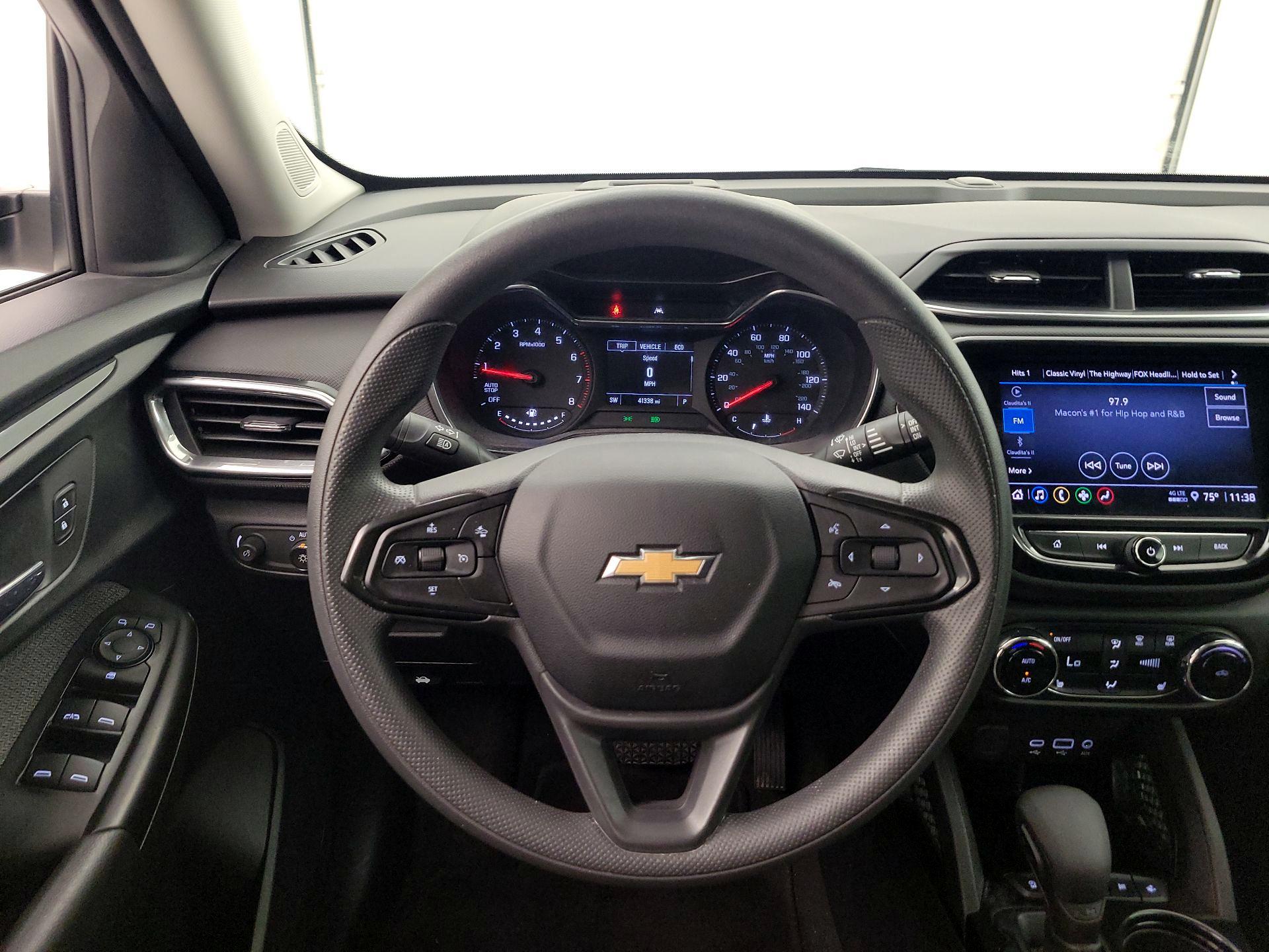 Thumbnail: 2023 Chevrolet TrailBlazer - 10