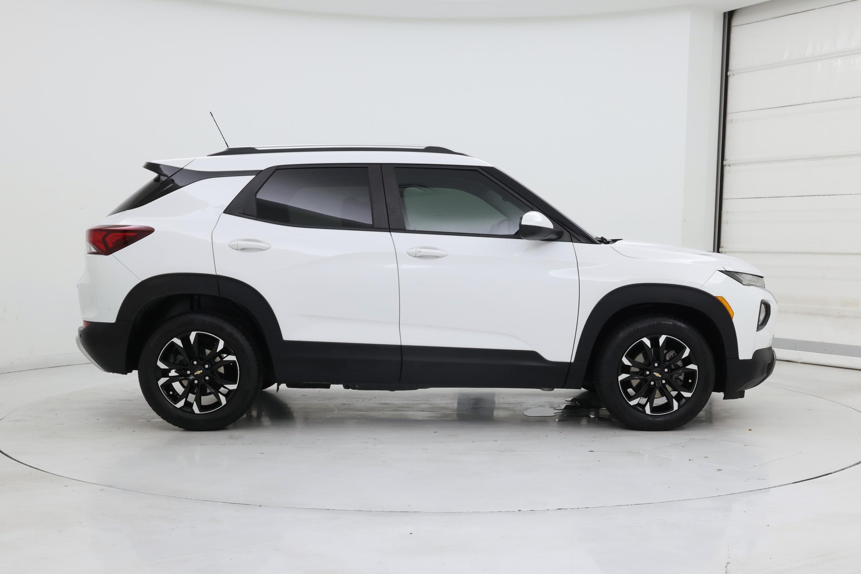 Thumbnail: 2023 Chevrolet TrailBlazer - 7