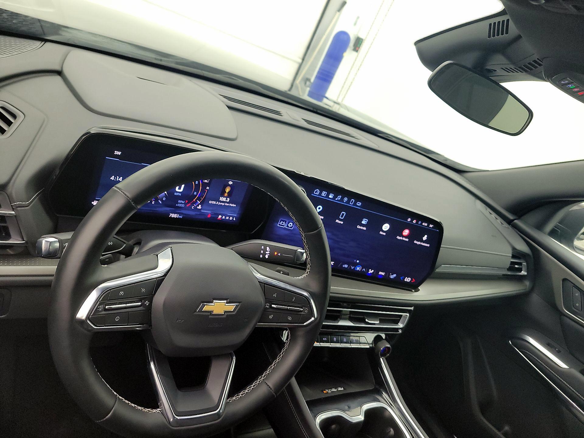 Thumbnail: 2025 Chevrolet Traverse - 9